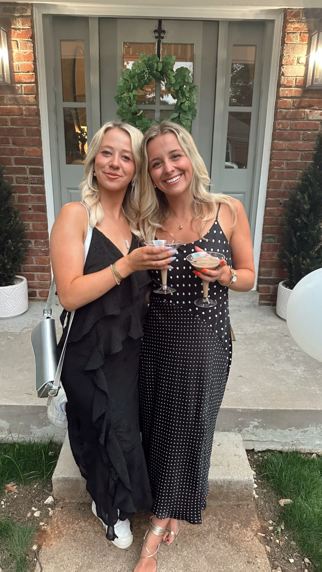 Love this dress! So comfy and flattering- Wearing a Small :)


black dress, graduation dress, black ruffle dress, party dress, long black dress, target dresss#LTKSummerSales

#LTKFindsUnder50 #LTKVideo