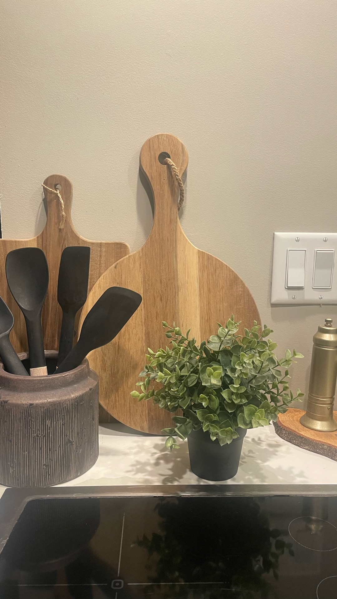 POV: You finally upgraded to silicone cooking utensils that don’t scratch your pans. 
These wooden handle silicone utensils make cooking dinner AND dessert effortless—nonstick safe, heat resistant, and aesthetic enough to leave on the counter. The kitchen upgrade you didn’t know you needed

#LTKfoodie #LTKdayinmylife #LTKHome