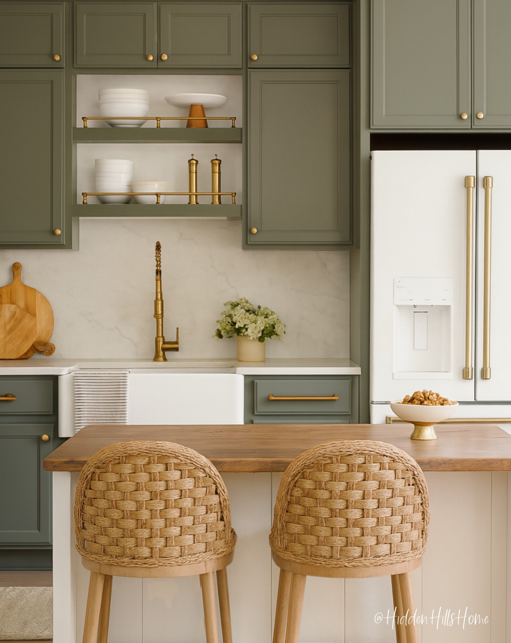 Kitchen decor, cafe appliances, cafe fridge, bar stools, counter stools, kitchen design ideas #home

#LTKHome #LTKSaleAlert #LTKStyleTip