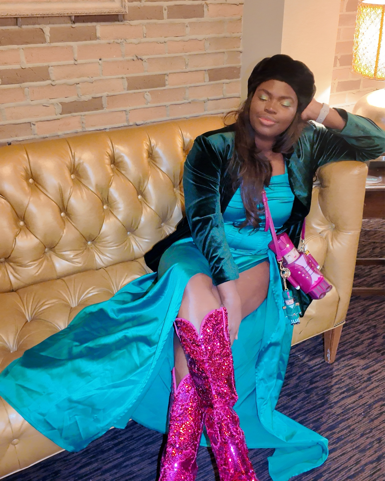 Rather at the Movies or the Theater this is the perfect winter hat sure to keep your head warm in below freezing temperatures.

#LTKFindsUnder50 #LTKootd #LTKmomlife