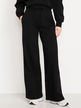 Extra High-Waisted Dynamic Fleece Wide-Leg Sweatpants | Old Navy (US)