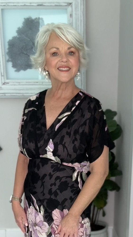 The prettiest dress I have seen in a very long time! For reference I wear a size 8/10 and did size up to a large in this dress. I didn’t want it to fit super tight through my tummy and found that the large just skimmed my body! The back of this dress is just as pretty as the front! Do not sleep on this gorgeous dress!!! 

#LTKMidsize #LTKOver40 #LTKFindsUnder50