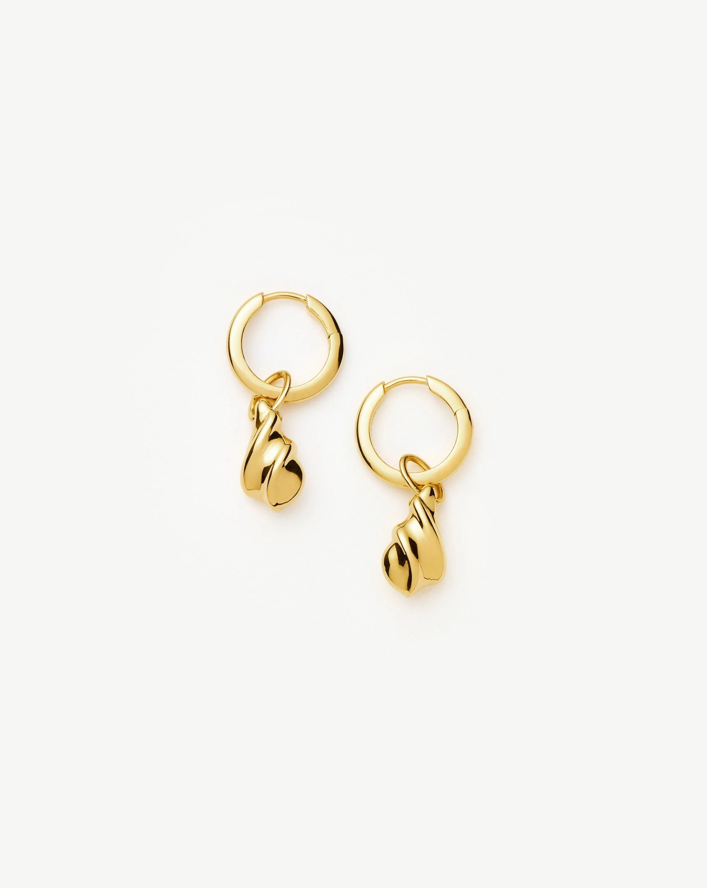 Savi Ridge Droplet Charm Earrings | Gold | Missoma UK | Missoma UK