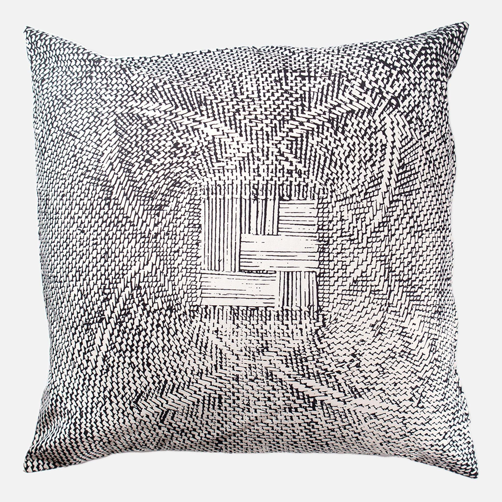 Binga Black White Throw Pillows | 54kibo