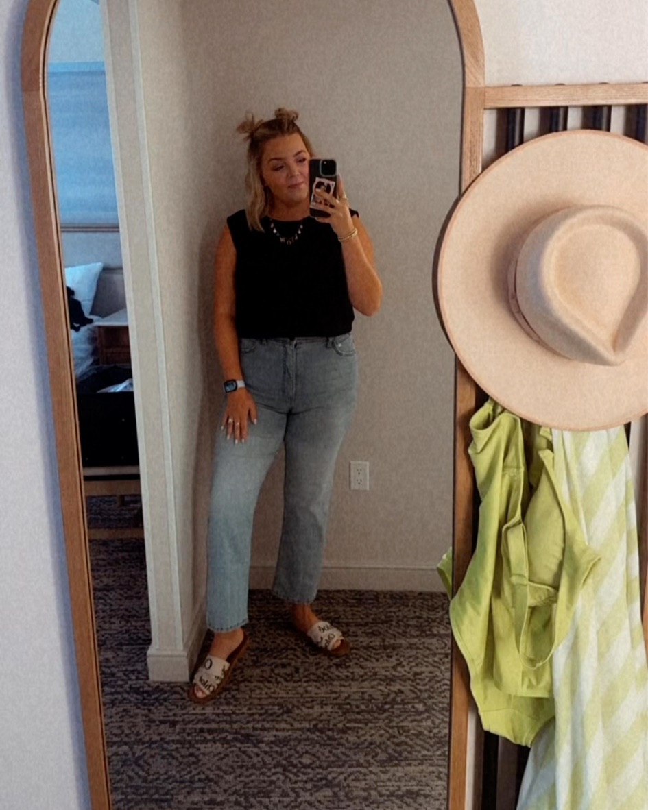 Day 1 of the visible learning conference ✨

#LTKSeasonal #LTKSummerSales #LTKWorkwear