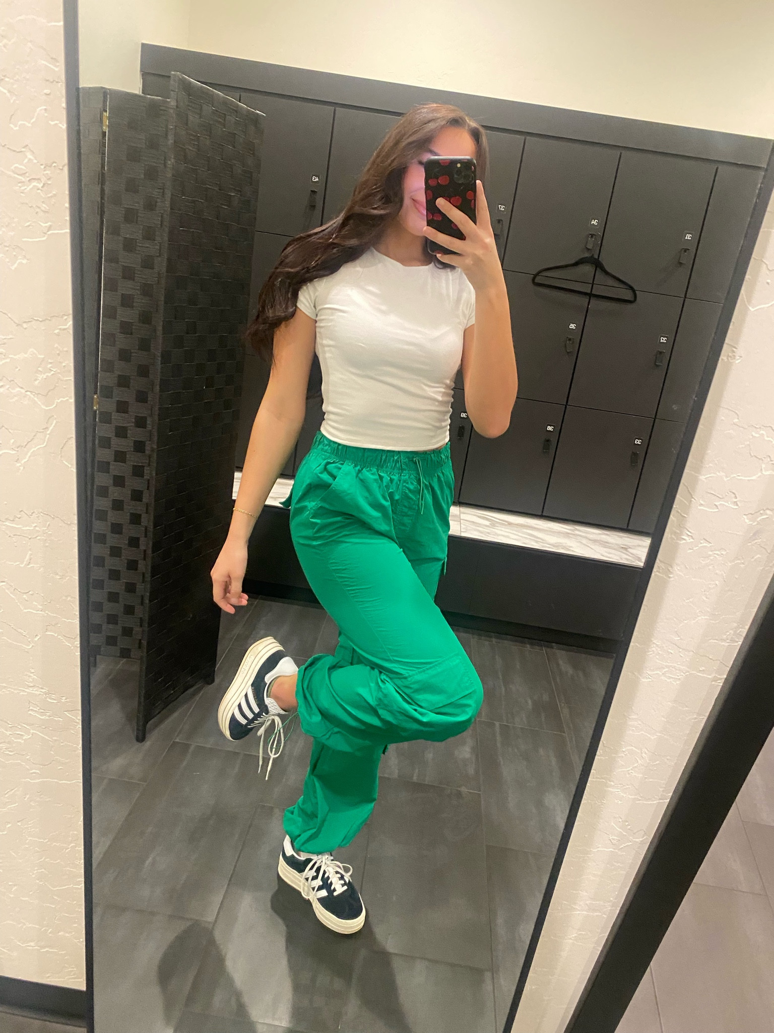 Work fit💚

#LTKstyletip #LTKworkwear #LTKfindsunder50