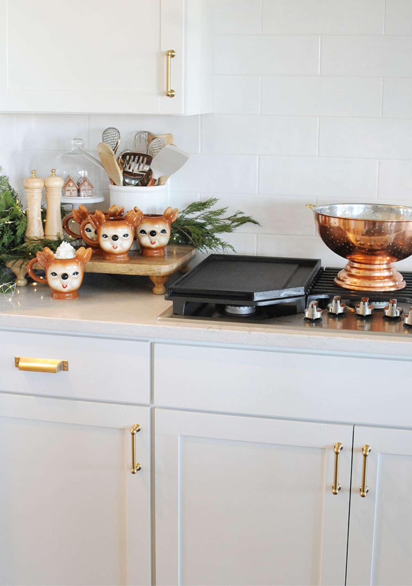 Some cute little reindeer mugs and mini gingerbread houses...

#LTKSeasonal #LTKHoliday #LTKhome