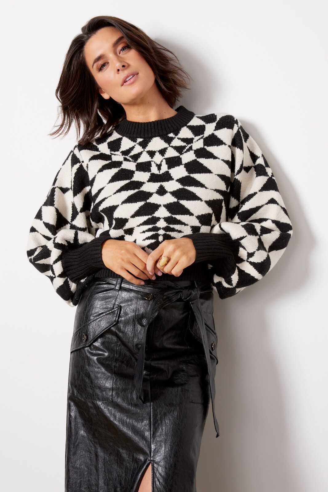 Heart Deco Black Sweater | EVEREVE