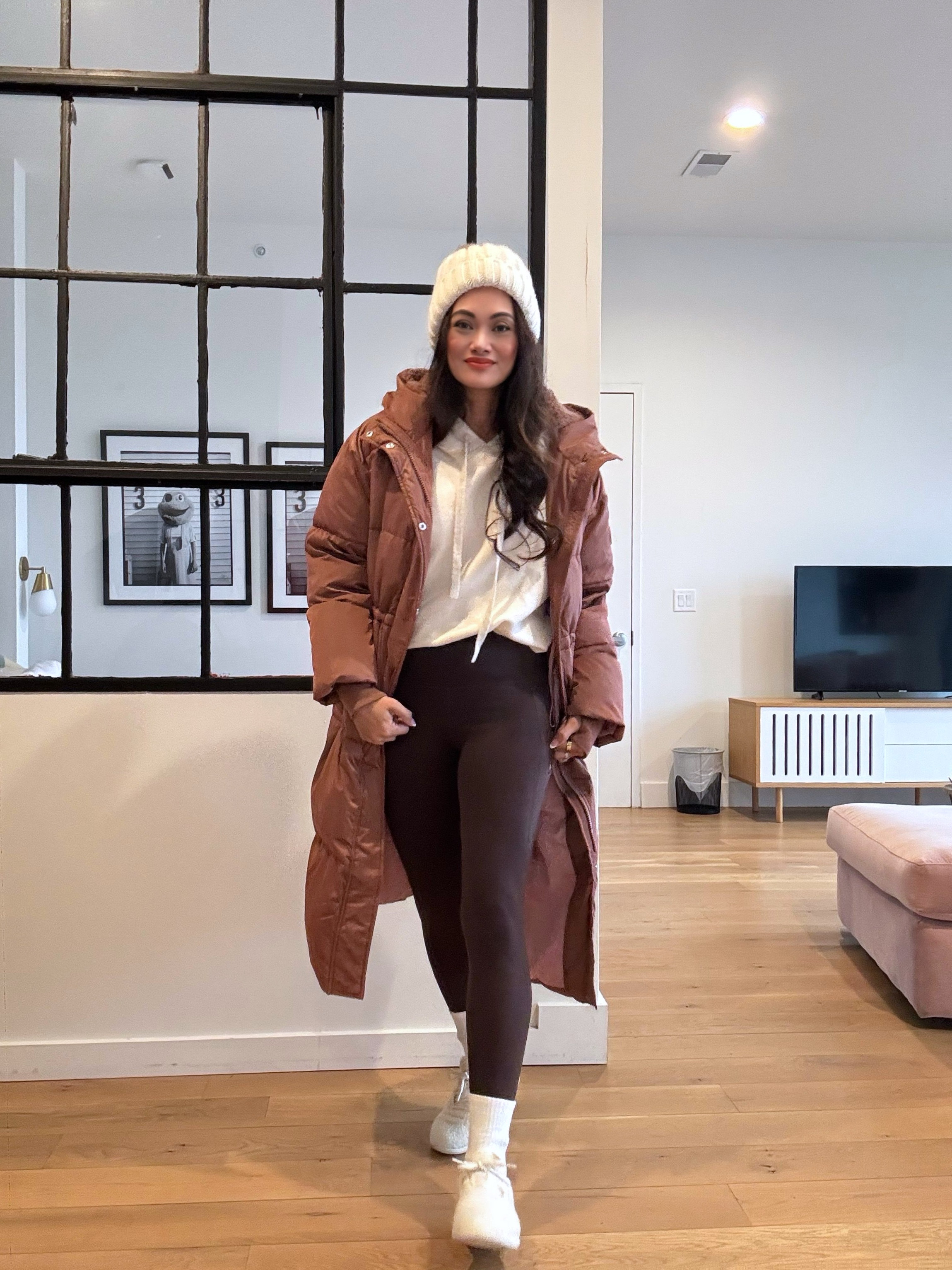 ATL > NASH. I've been wanting a long puffer coat for YEARS & this one is perfection. I stayed nice and toasty on my way to Nashville on Vonlane.  

 #LTKOver40 #LTKFindsUnder50 #LTKTravel