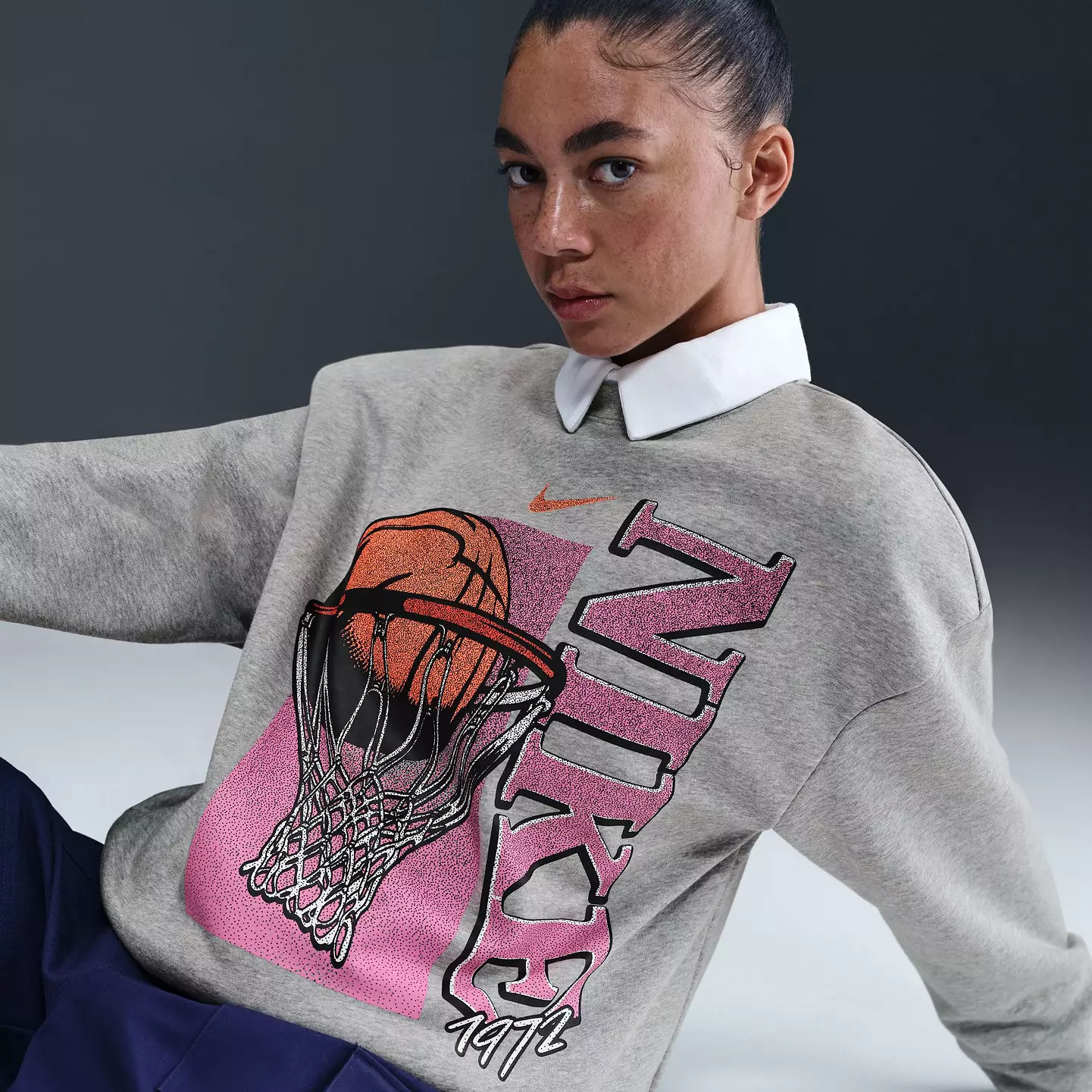 Nike Women's Club Fleece Basketball Crewneck Graphic Sweatshirt | DICK'S Sporting Goods