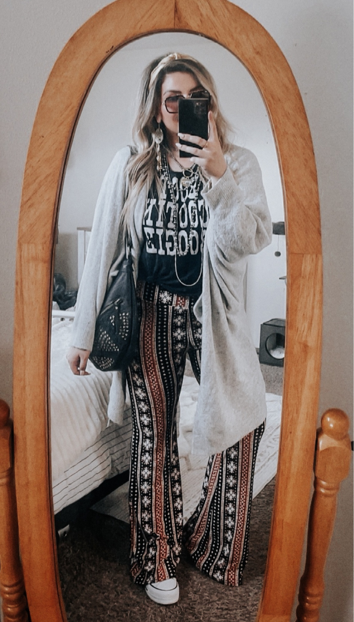 Boho Outfit ✨ 

You can be comfy, slouchy, and still cute! Just load up on the accessories! 

Cardigan: Mindy Mae’s Market
Pants: Walmart
Bag + Sunnies: Free People
Shoes: Converse
Top + Head Scarf: Amazon 
Earrings: Highway Hippie
Pearls: Hippie Cowgirl Boutique
Necklace + Bracelet: Twisted Silver
Fragrance: ALT Fragrance Crystal No. 23
Lips: Elf Cosmetics Lip Oil 

#LTKmidsize #LTKfindsunder100 #LTKstyletip