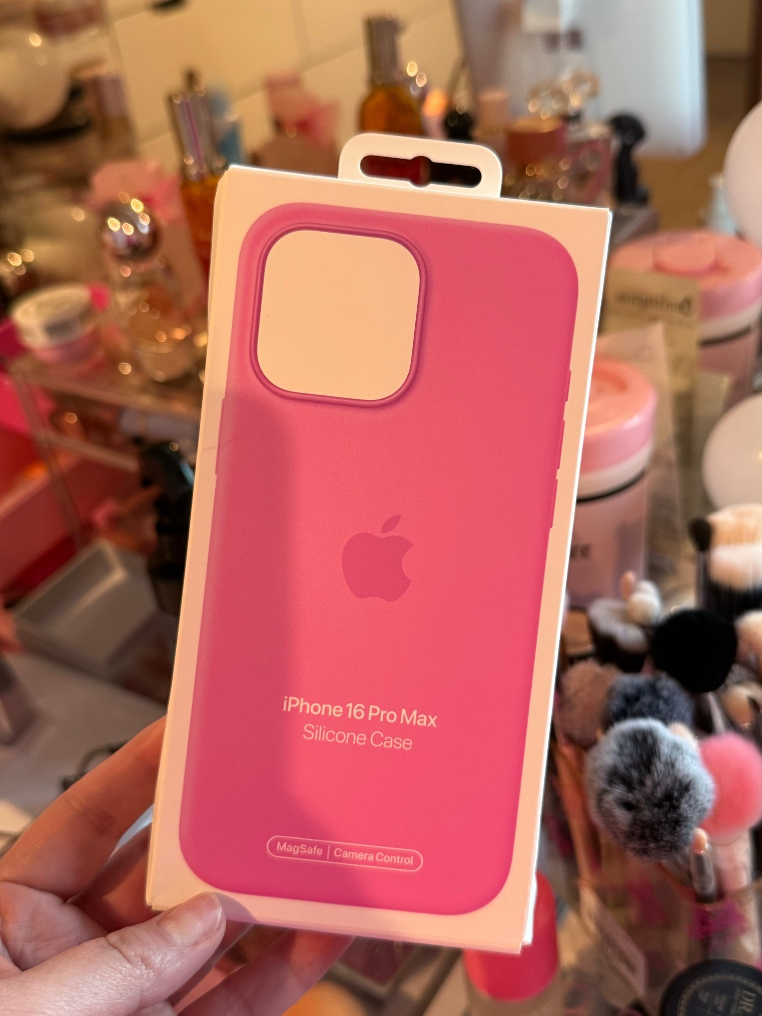 Pink iPhone case from Apple is now available! 💖 

#LTKSpringSale #LTKSaleAlert #LTKU