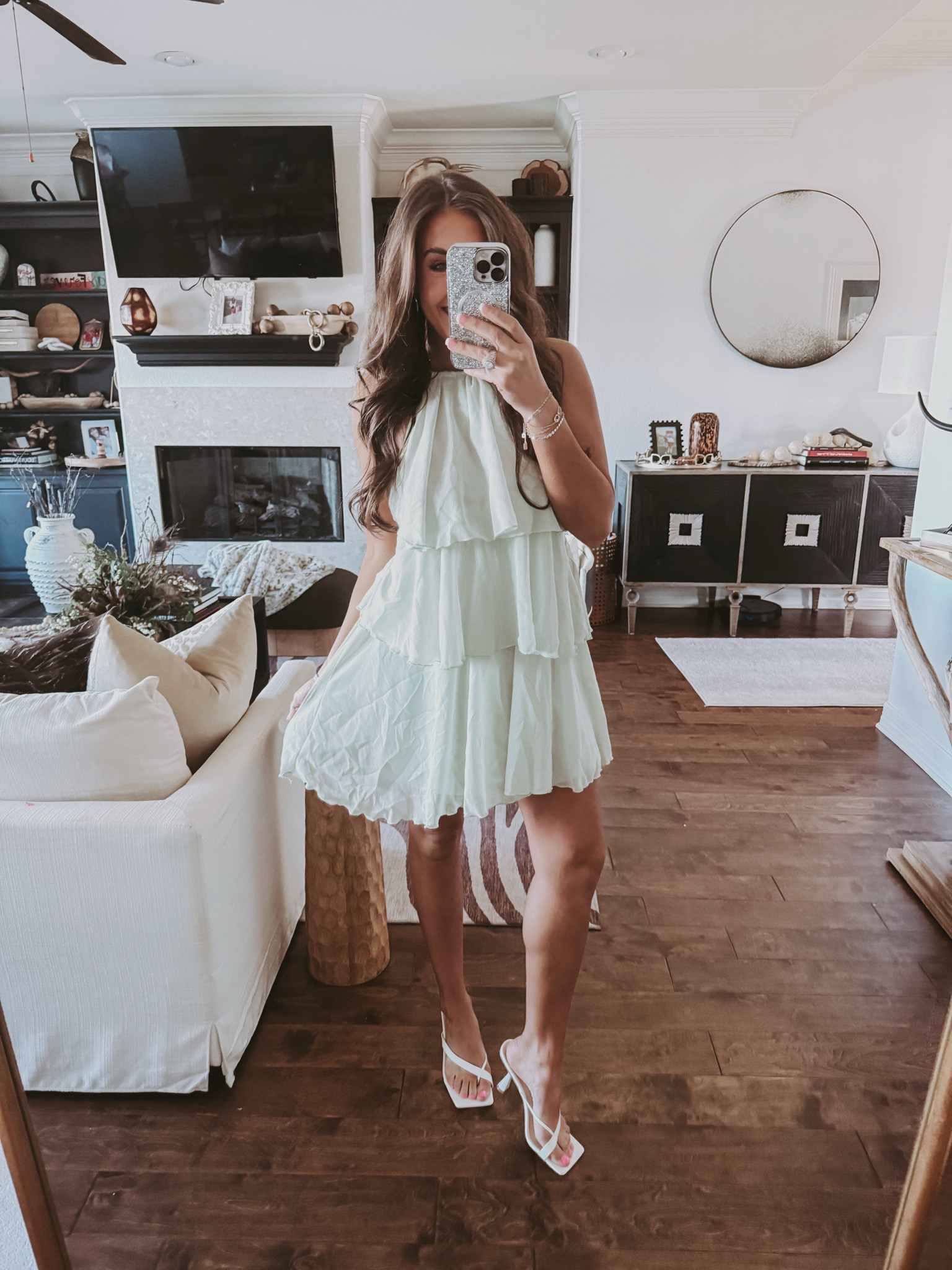 Chic kitten heels and a ruffle dress (XS) make a perfect combo. Pair with a flattering lipstick and a light scent. 🌸✨ / (Liner - Mac Cork + Charlotte Tilbury Love Trap + Charlotte Tilbury Kim KW + Clear Gloss)


#LTKSaleAlert #LTKPetite #LTKootd