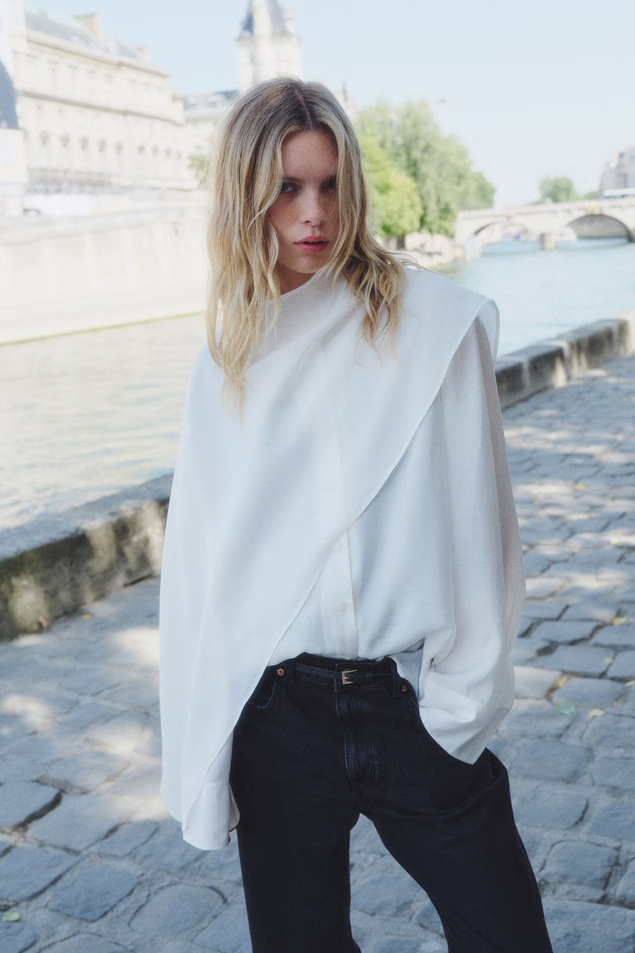 Cape-Bluse | H&M (DE, AT, CH, NL, FI)