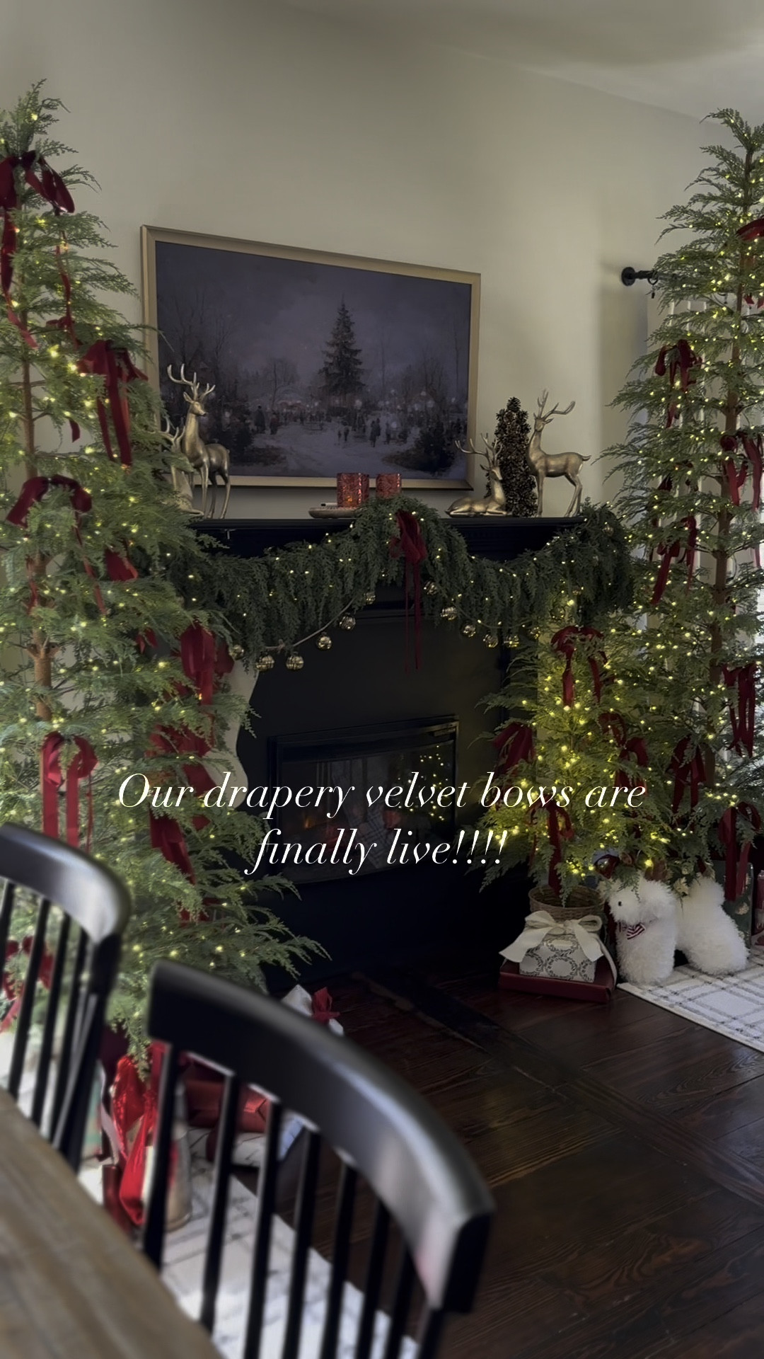 Our gorgeous drapey red bows are finally live!! Get a set of 10 of them!! 

#LTKHoliday #LTKSeasonal #LTKHome