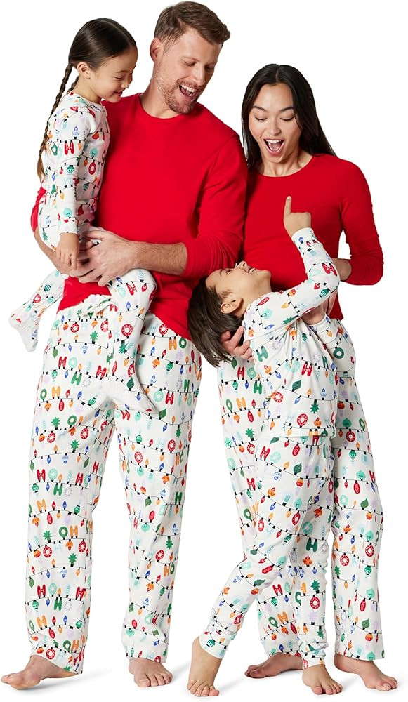 Amazon Essentials Matching Holiday Family Pajama Sets | Amazon (US)
