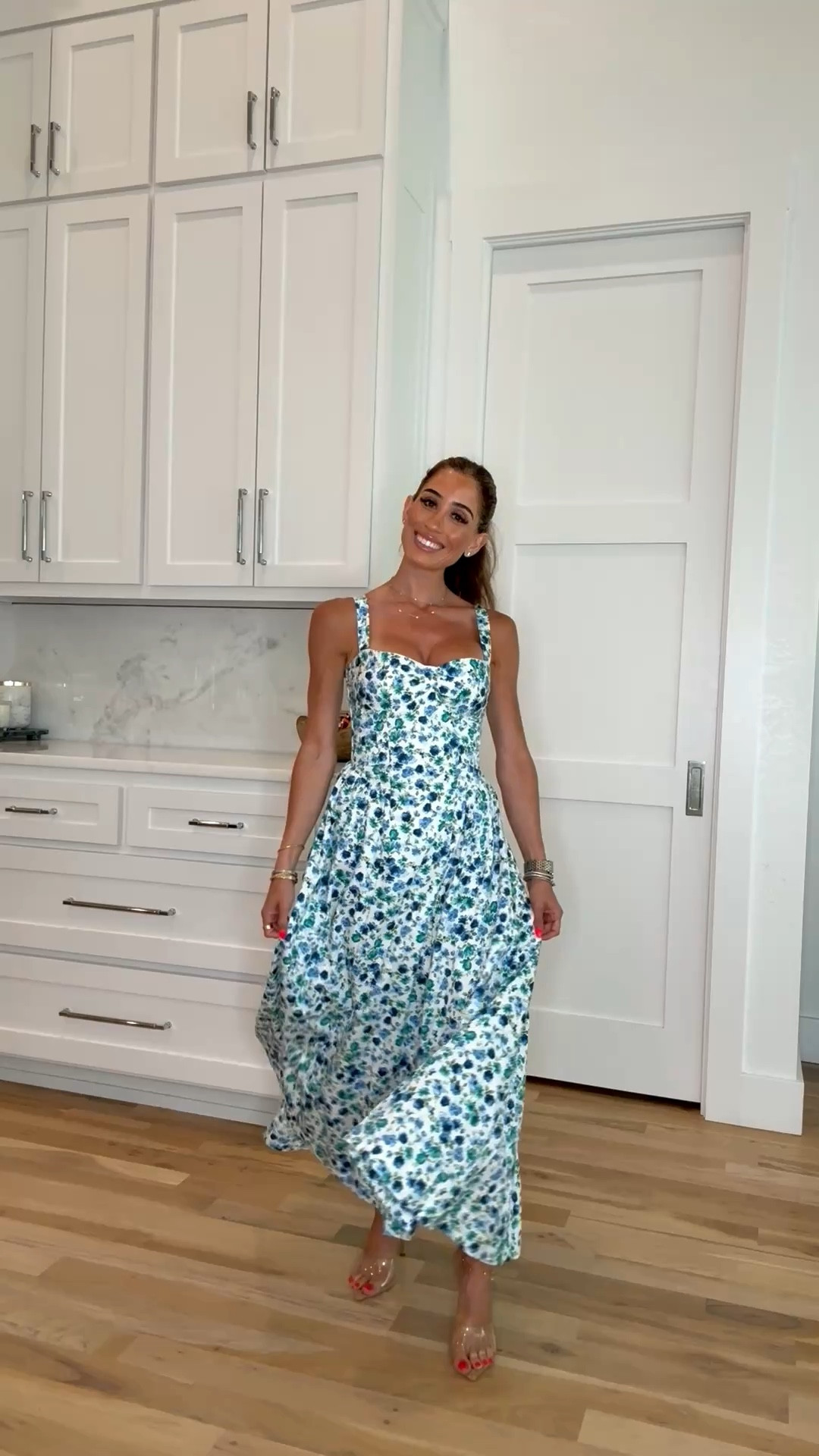 Floral dress size xxsp midi dress bridal shower dress vacation dress on sale 

#LTKPetite #LTKSaleAlert #LTKootd