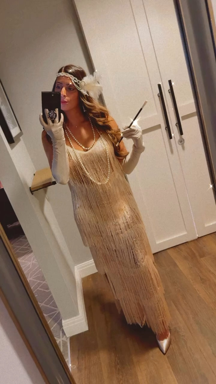 1920’s flapper dress vintage look for a great gatsby theme corporate party work event! Fringe dress in rose gold with sequins and paired with rose gold pumps and accessories from Amazon! Pearls and diamond accessories !

#LTKfindsunder100 #LTKstyletip #LTKparties