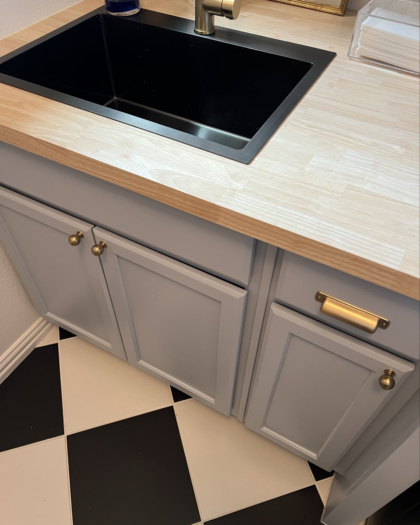 New cabinet hardware from Amazon! Updated our laundry room cabinets with these new knobs and handles that I love! We have them in the champagne brass!

#LTKSeasonal #LTKHome #LTKVideo