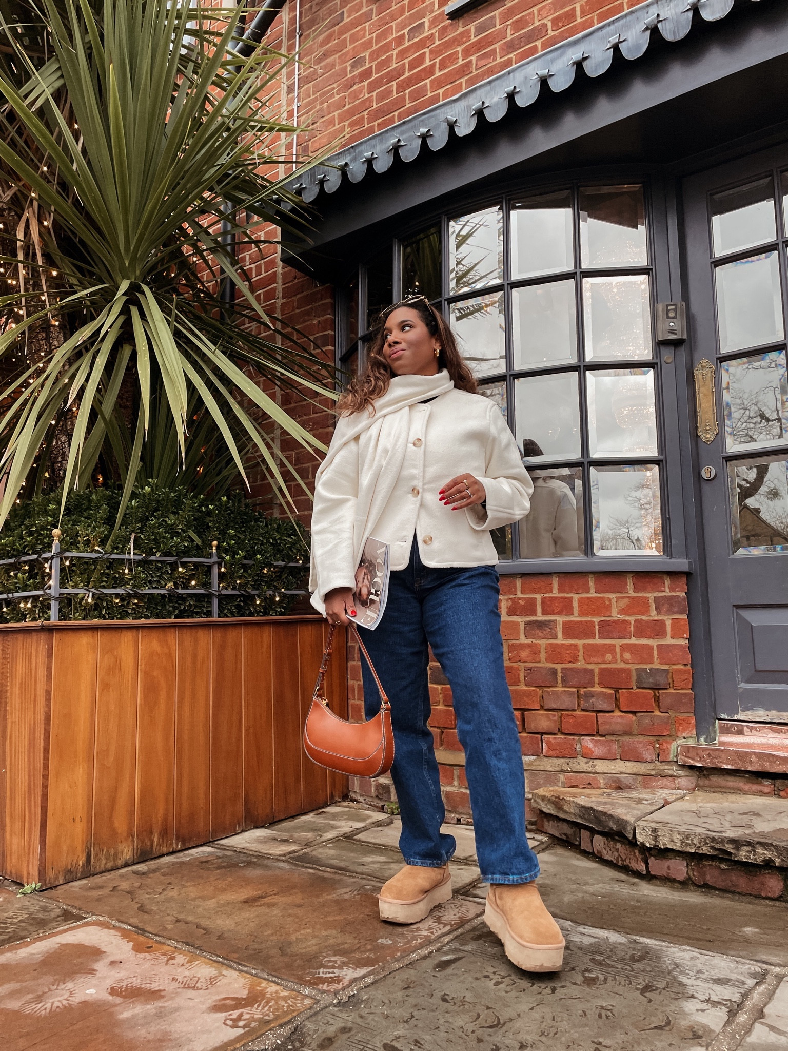 Scarf jacket linked
Jeans linked
Uggs linked
Bag (alternatives linked)
Sunglasses linked 

#LTKfindsunder100 #LTKeurope #LTKmidsize