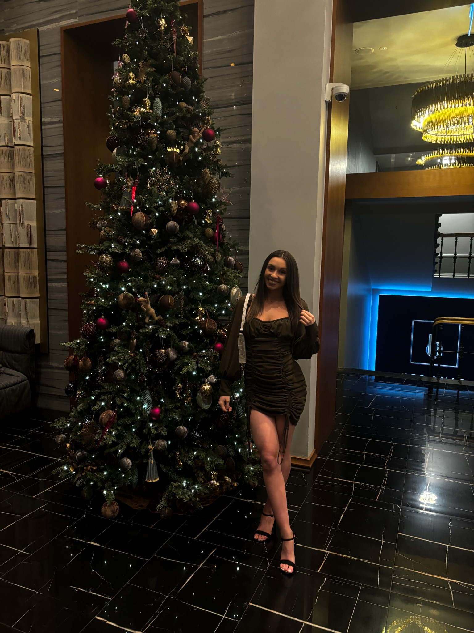 Getting in the Xmas spirit 🎄🎅🏻🎁

The perfect winter going out outfit for any upcoming Christmas parties 🎉✨

#outfitinspo #goingoutoutfit #goingoutdress #fallgoingoutoutfits #wintergoingoutoutfit #christmaspartyoutfit 

#LTKwinter #LTKpartywear #LTKstyletip