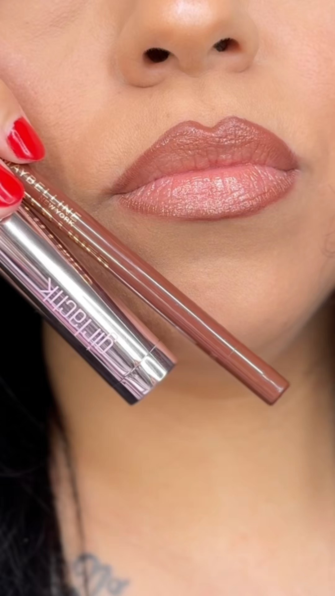 Shimmer lips 👄 

#LTKBeauty #LTKValentine #LTKgrwm