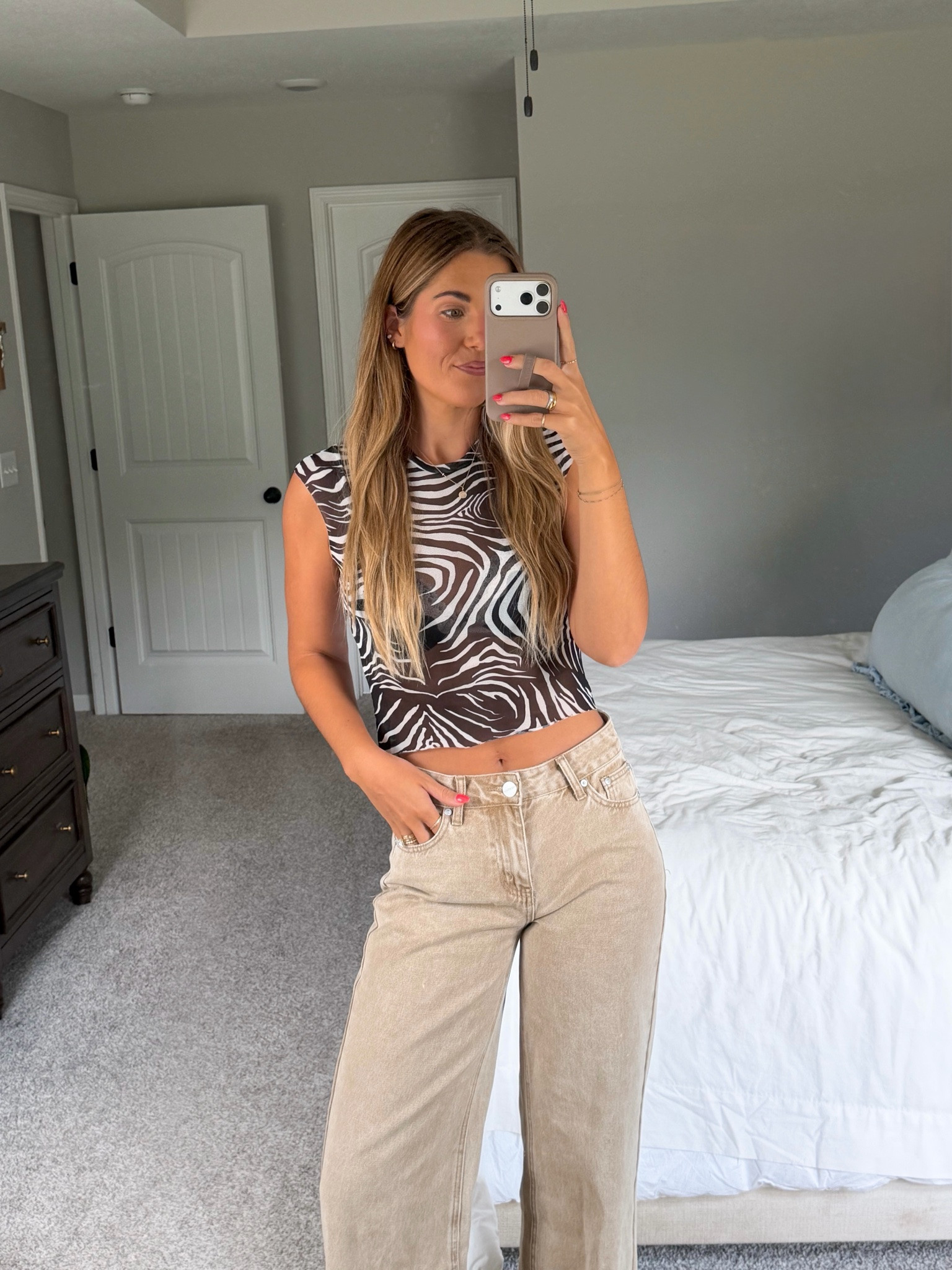 prefall outfit inspo :) i sized up 1 in jeans, size small in top

#LTKgrwm #LTKootd #LTKSeasonal