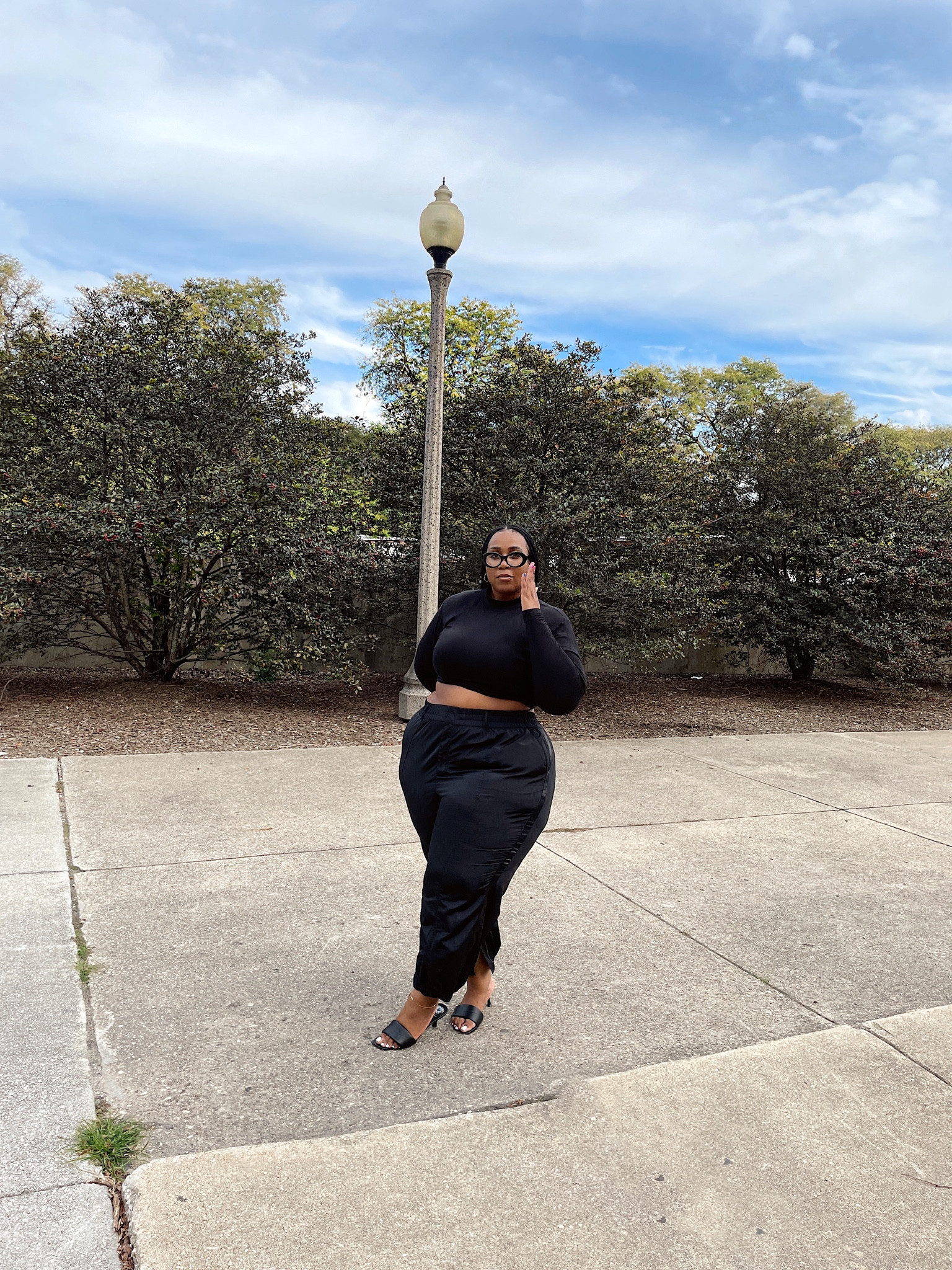 🖤✨

#LTKstyletip #LTKunder50 #LTKcurves