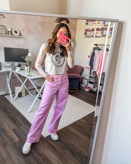 Graphic t shirt + wide leg pants outfit 💕

Spring fashion // Amazon fashion // old navy fashion // spring outfit // old navy pink pants // lace layered top 

#LTKfindsunder50 #LTKSeasonal #LTKstyletip