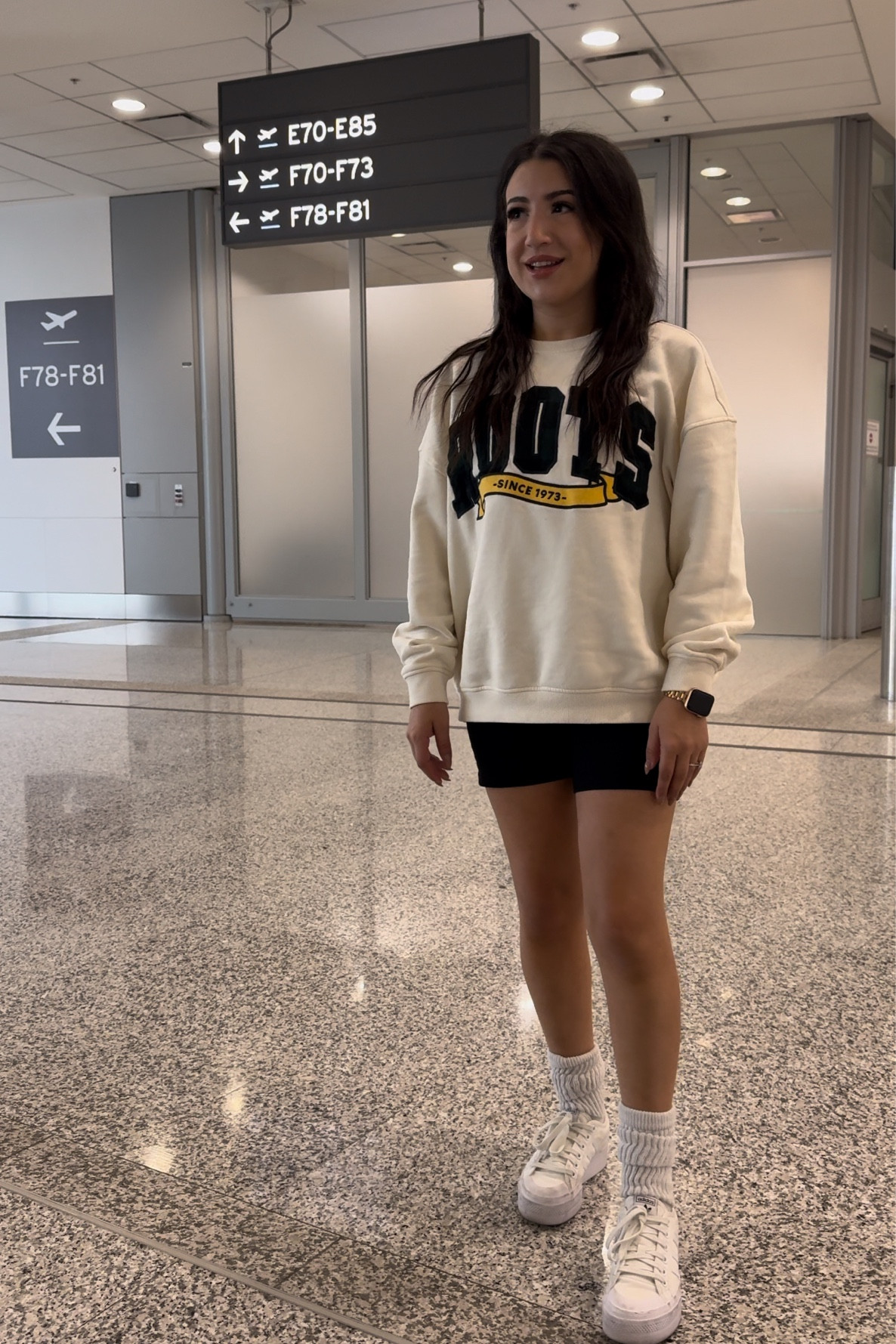 Sweater is oversized 
Everything else is true to size 

#LTKSeasonal