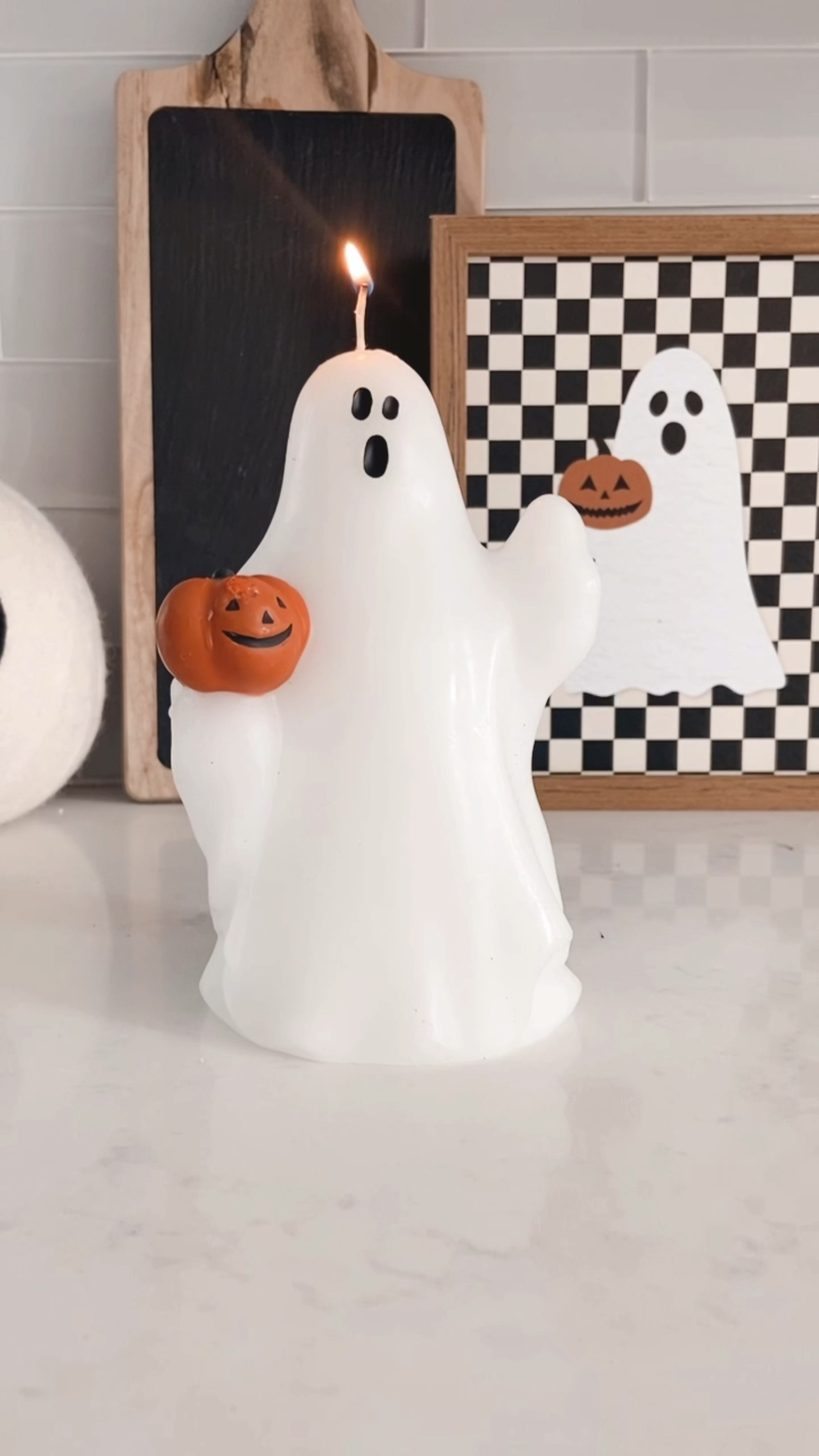 The perfect Ghost Candle for under $7 👻 

#LTKHalloween #LTKSeasonal #LTKhome