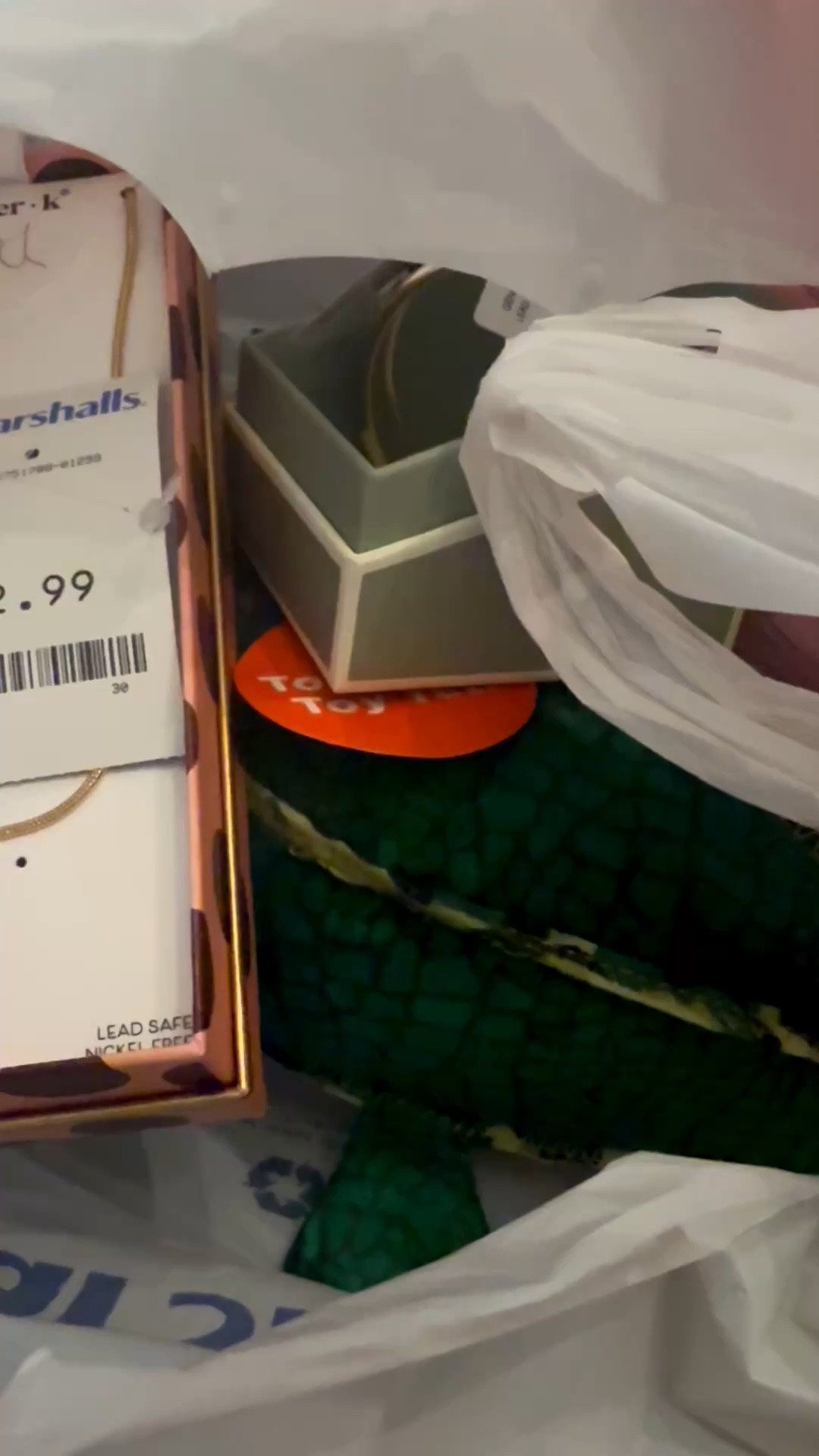 Marshall’s and Homegoods haul 🛒🛍️ found some similar products on Amazon 


Home goods haul / trendy jewelry finds / zebra bangle / simple jewelry / dog toys / dog treats

#LTKdayinmylife #LTKvlog