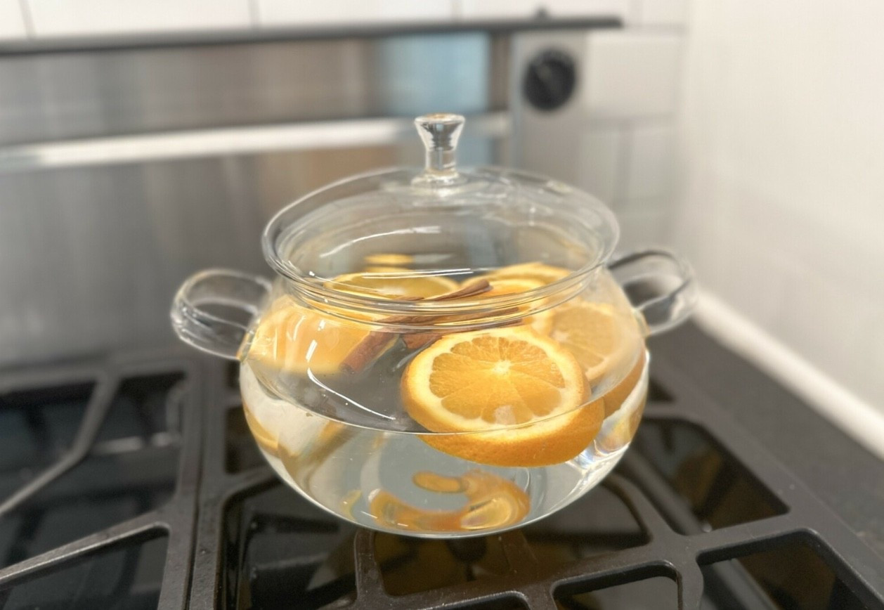 A Clear Pot for Fall Potpourri and Ciders

#LTKmomlife #LTKHome #LTKSeasonal