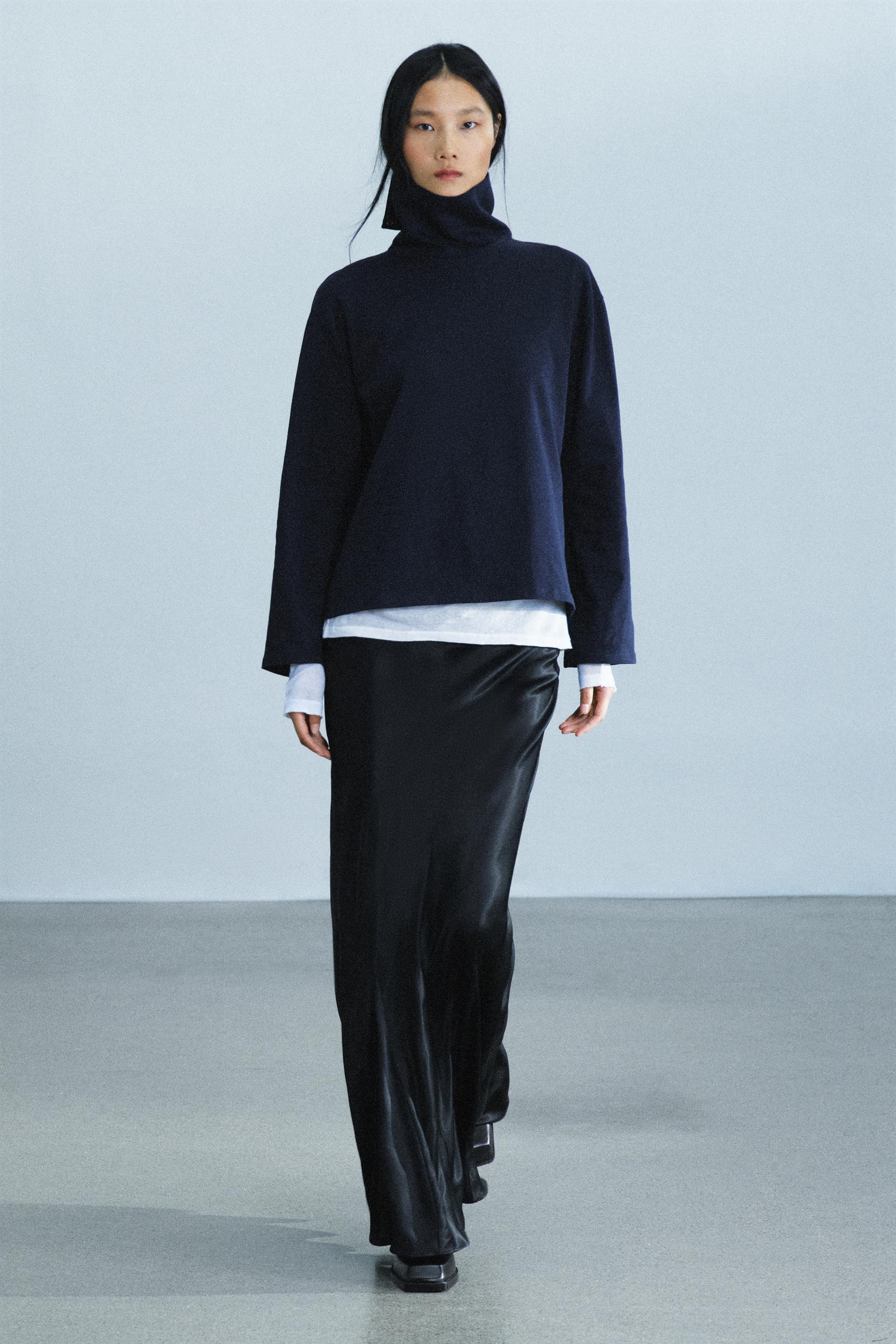 Zara - High Neck Sweatshirt - Navy Blue - L - Woman | Zara UK