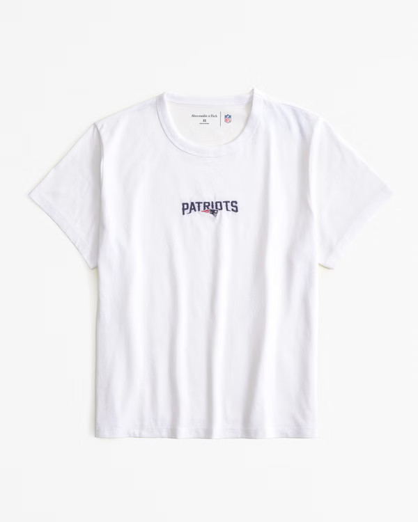 Short-Sleeve New England Patriots Graphic Skimming Tee | Abercrombie & Fitch (US)