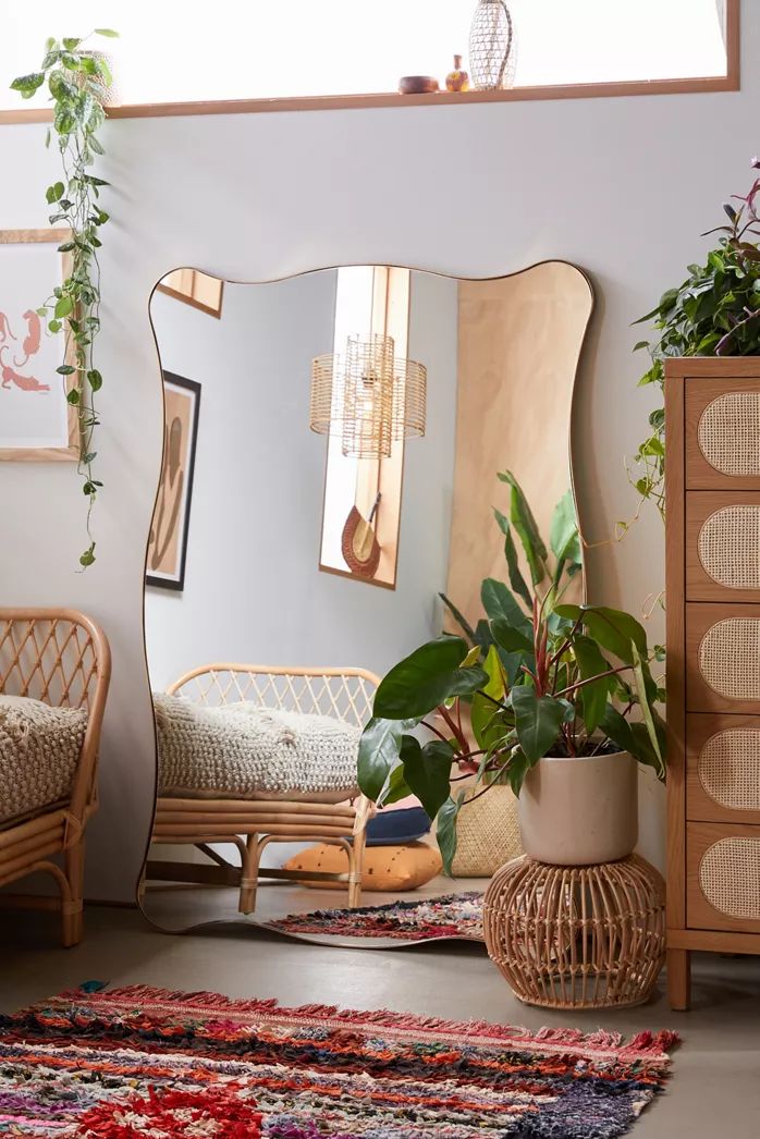 Estelle Floor Mirror | Urban Outfitters (US and RoW)