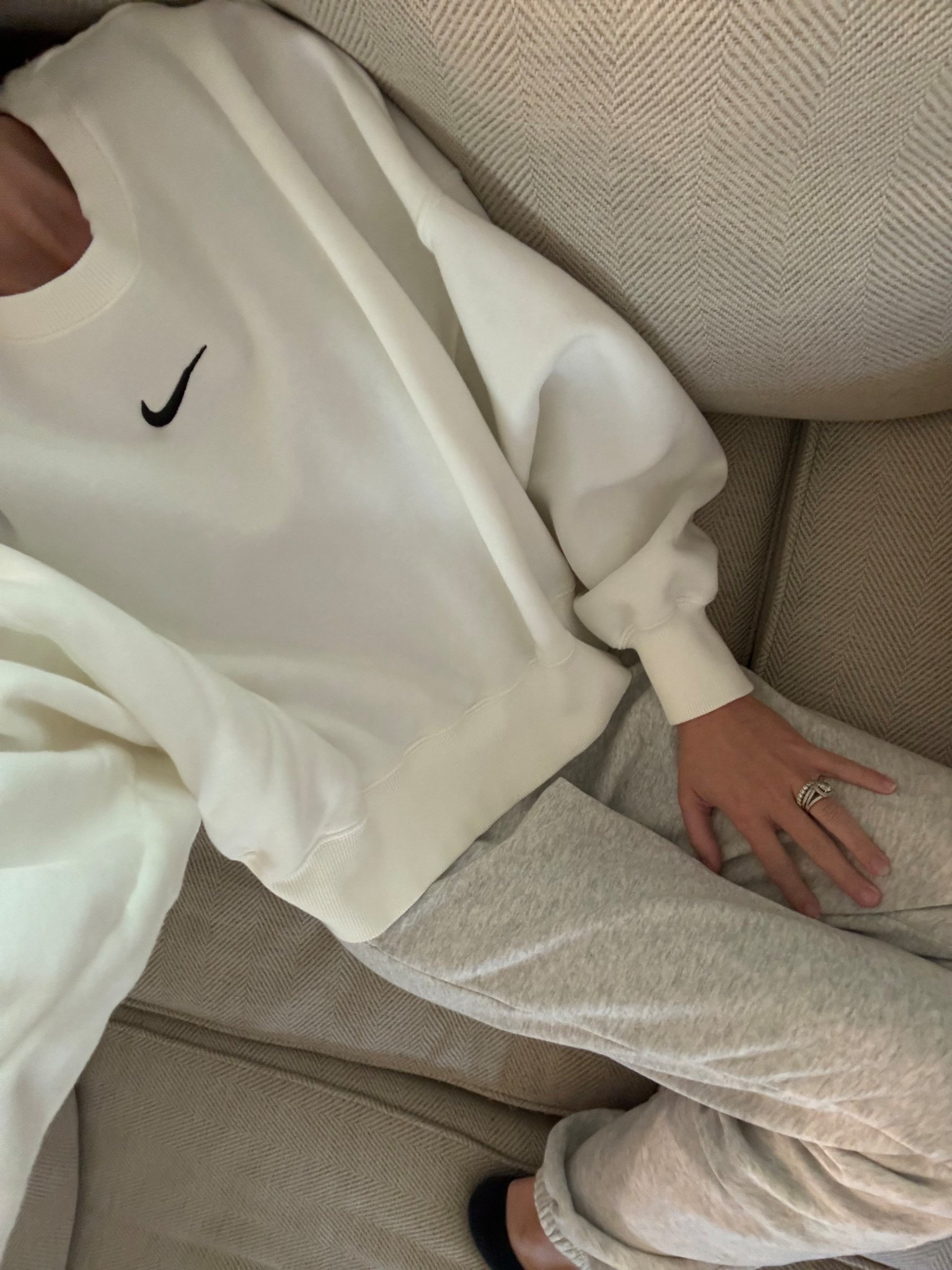 cozied up on the couch today in these comfy joggers that are so inexpensive 

#LTKStyleTip #LTKFindsUnder50