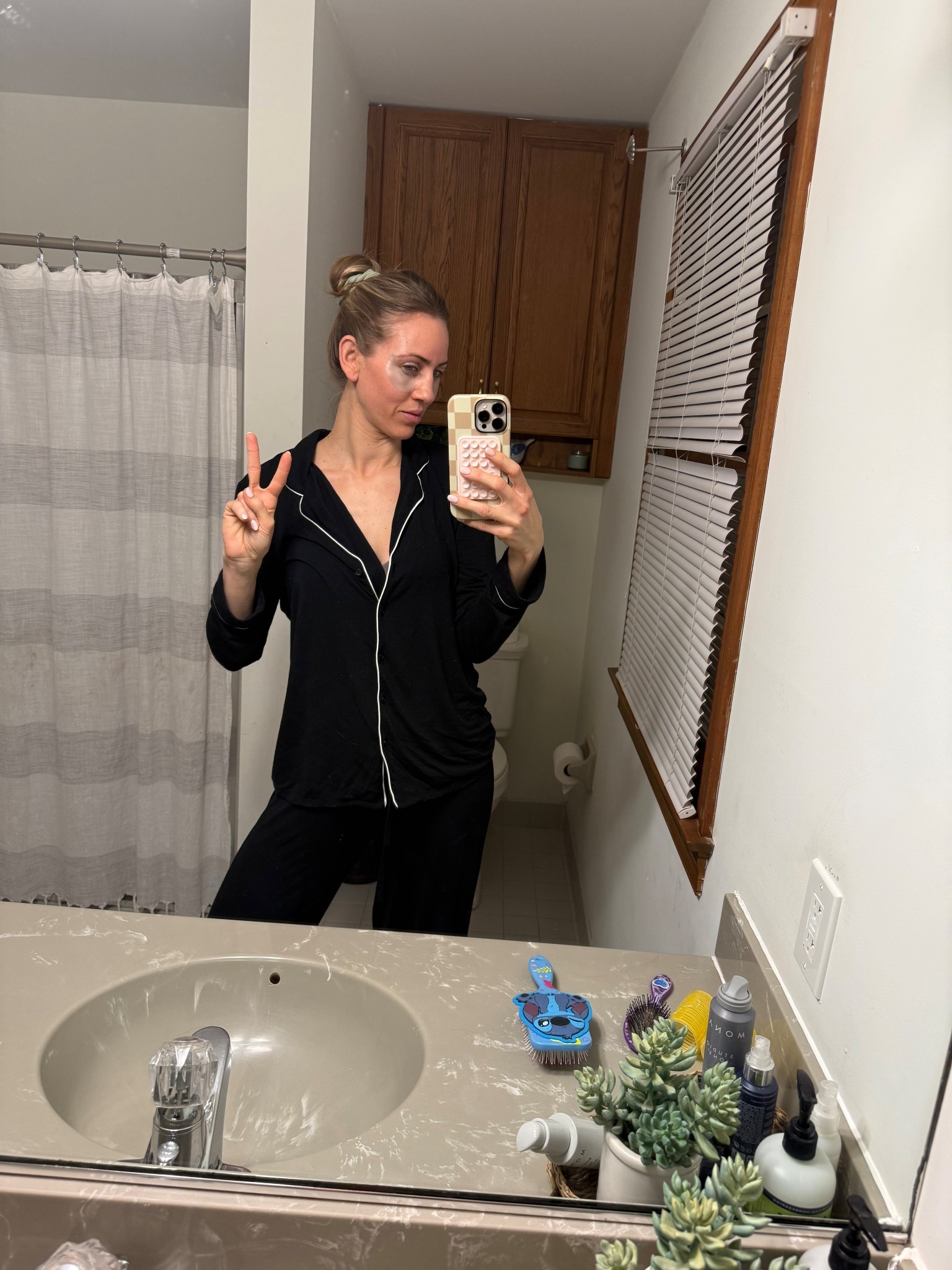 4 am club essentials 