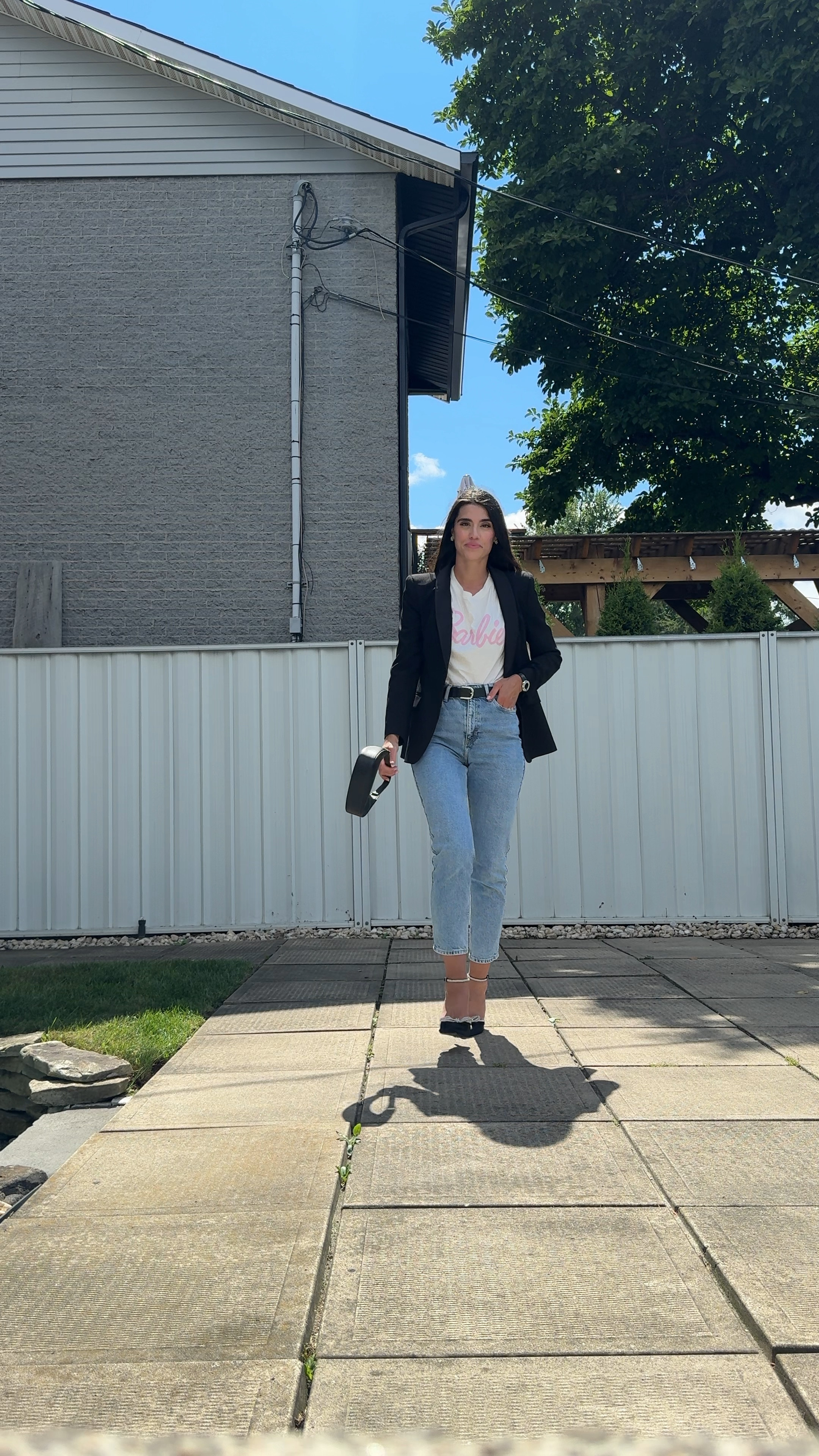 Cutest blazer outfit 


#LTKworkwear #LTKsummer #LTKstyletip