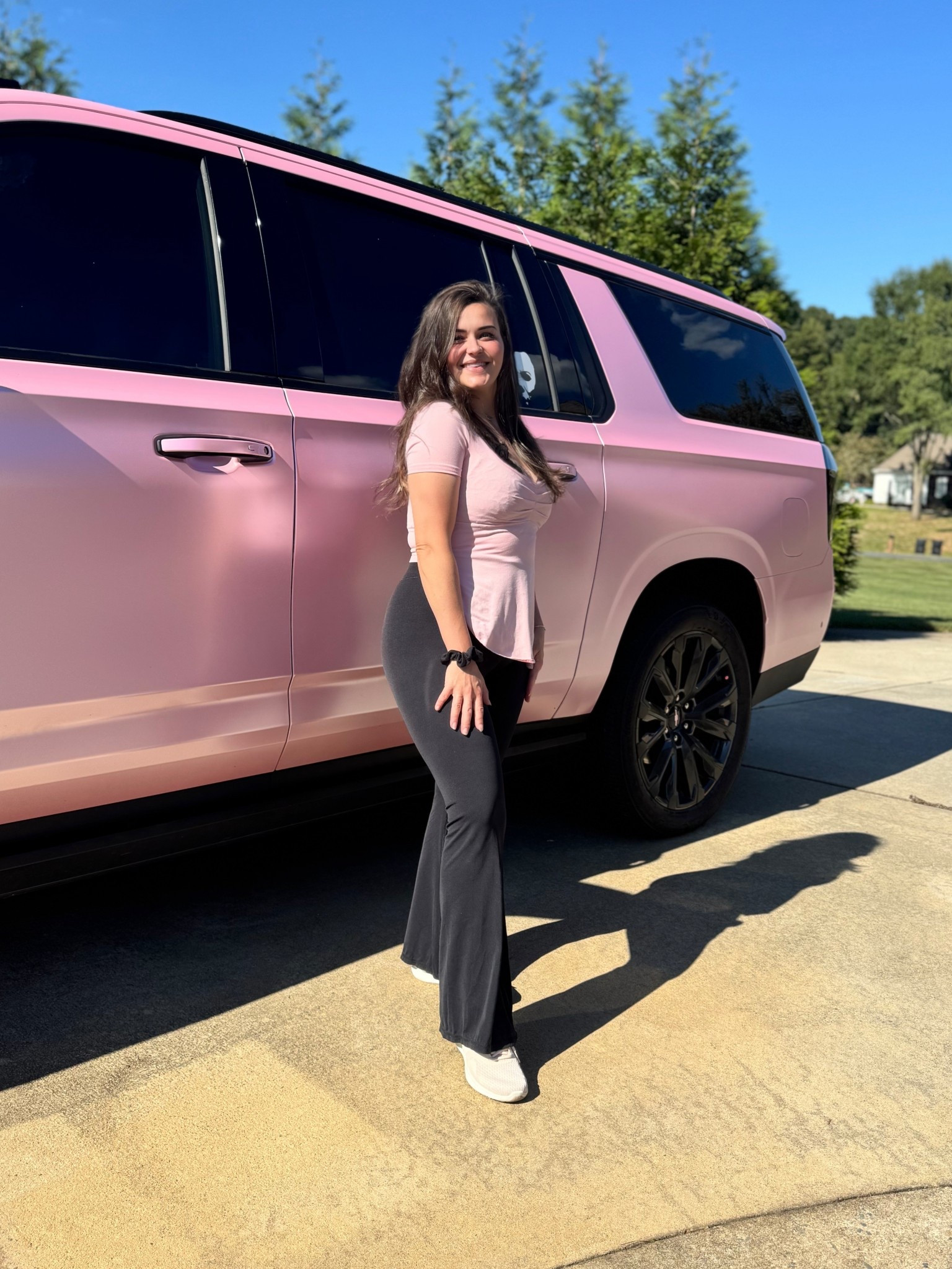 Simple, yet cute outfit🎀 I literally have so many of this brand of leggings. SO COMFORTABLE. 

#LTKPetite #LTKFindsUnder50 #LTKStyleTip