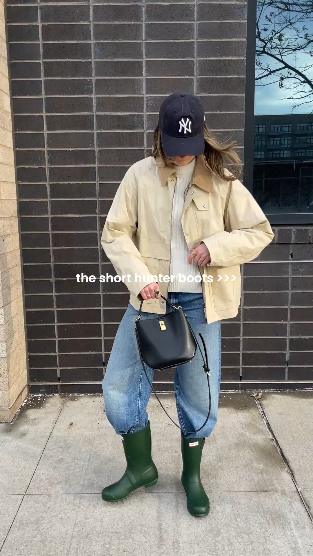 the short hunter boots are perfect for spring! 

jeans: 27 (run big)
sweater: medium
jacket: medium
boots: 8