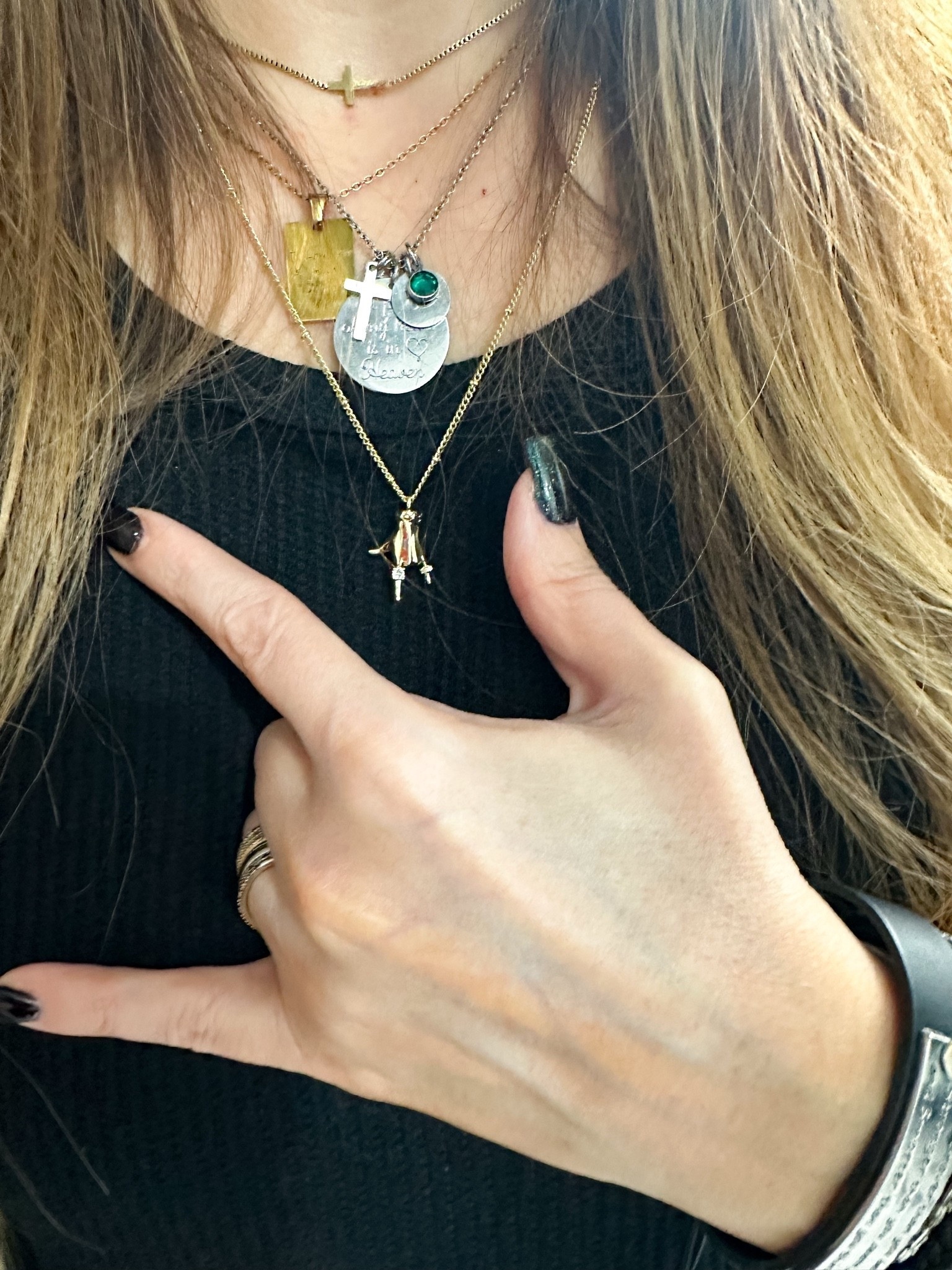 Every time your kids leave the house you stand in the driveway and do this so they see you saying I love you until you fade from their mirror…
My daughter bought me the perfect necklace ✨🤟

#LTKdayinmylife #LTKmomlife #LTKselfcare