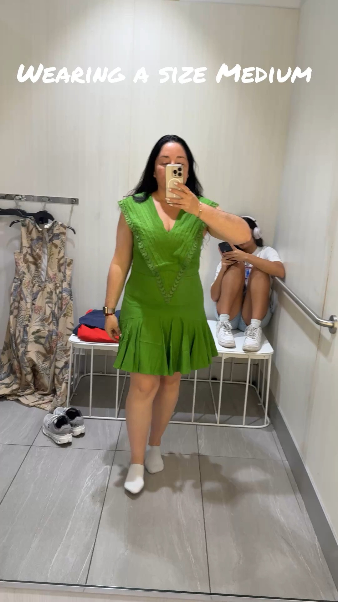 The cutest green here 

#LTKMidsize #LTKSpringSale #LTKmomlife