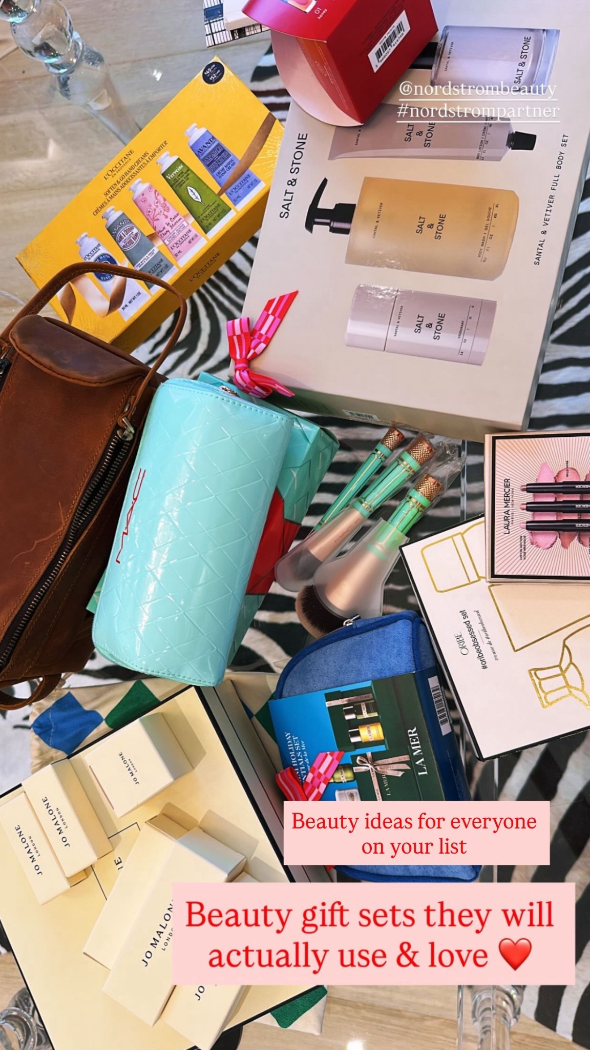 @nordstrombeauty gift guide is here 🎁 Something that feels luxurious and thoughtful… that they will actually use! #nordstrompartner 