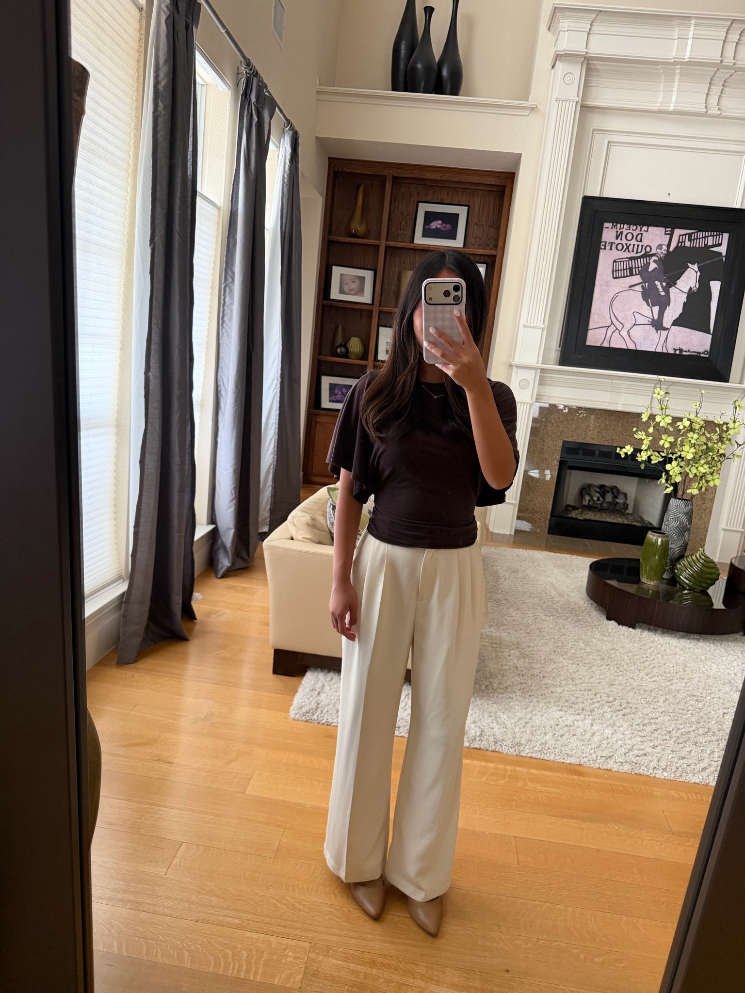 Top XS, pants 0 short, shoes TTS