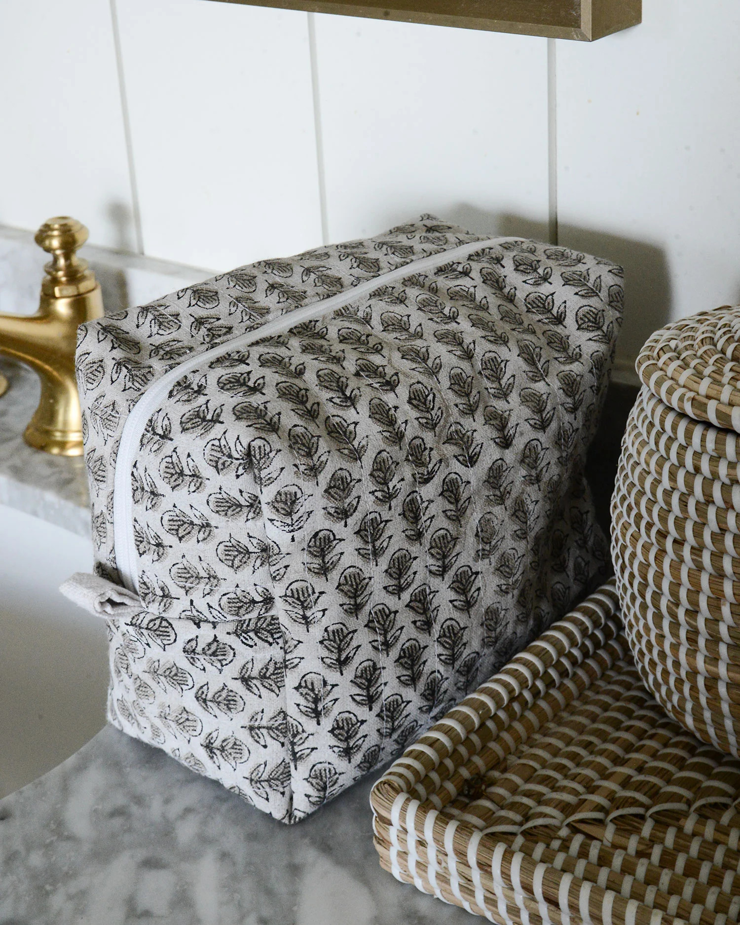 Florianne pouch | with lavender and grace