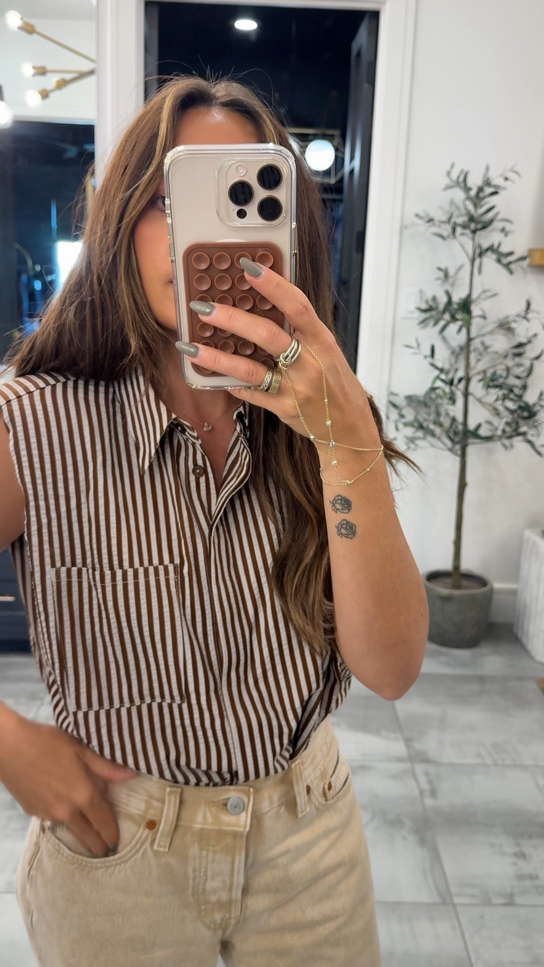 Shirt on sale - wearing size XS 

#LTKFindsUnder100 #LTKStyleTip