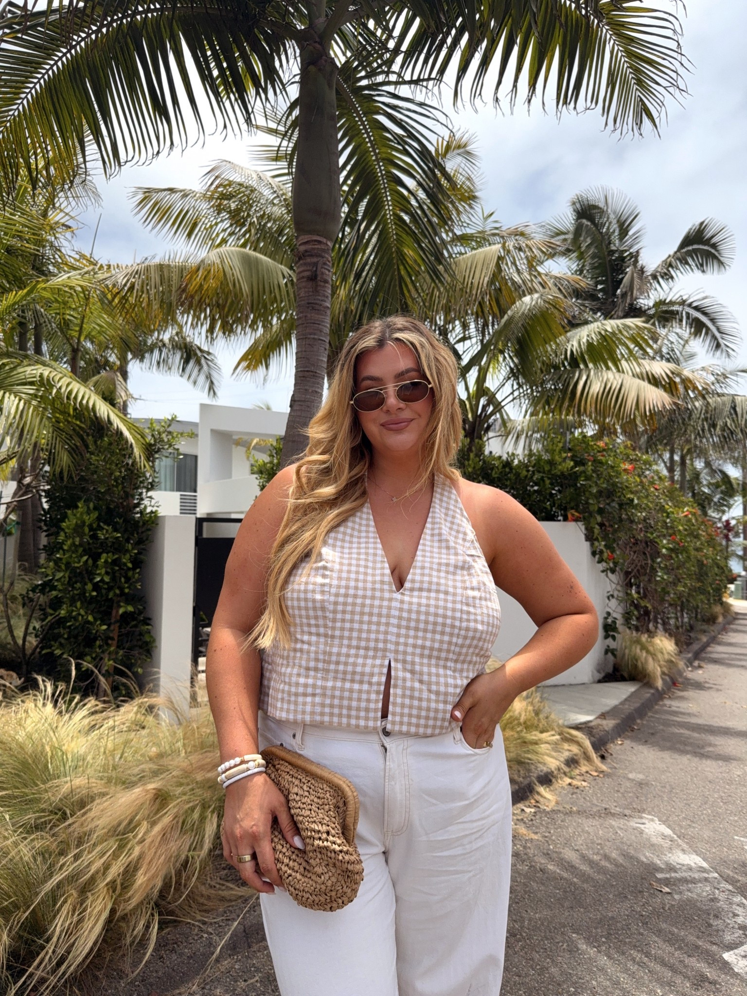 wearing an xl in this top & a 33 in these jeans 🌴☀️

#LTKSeasonal #LTKSaleAlert #LTKMidsize