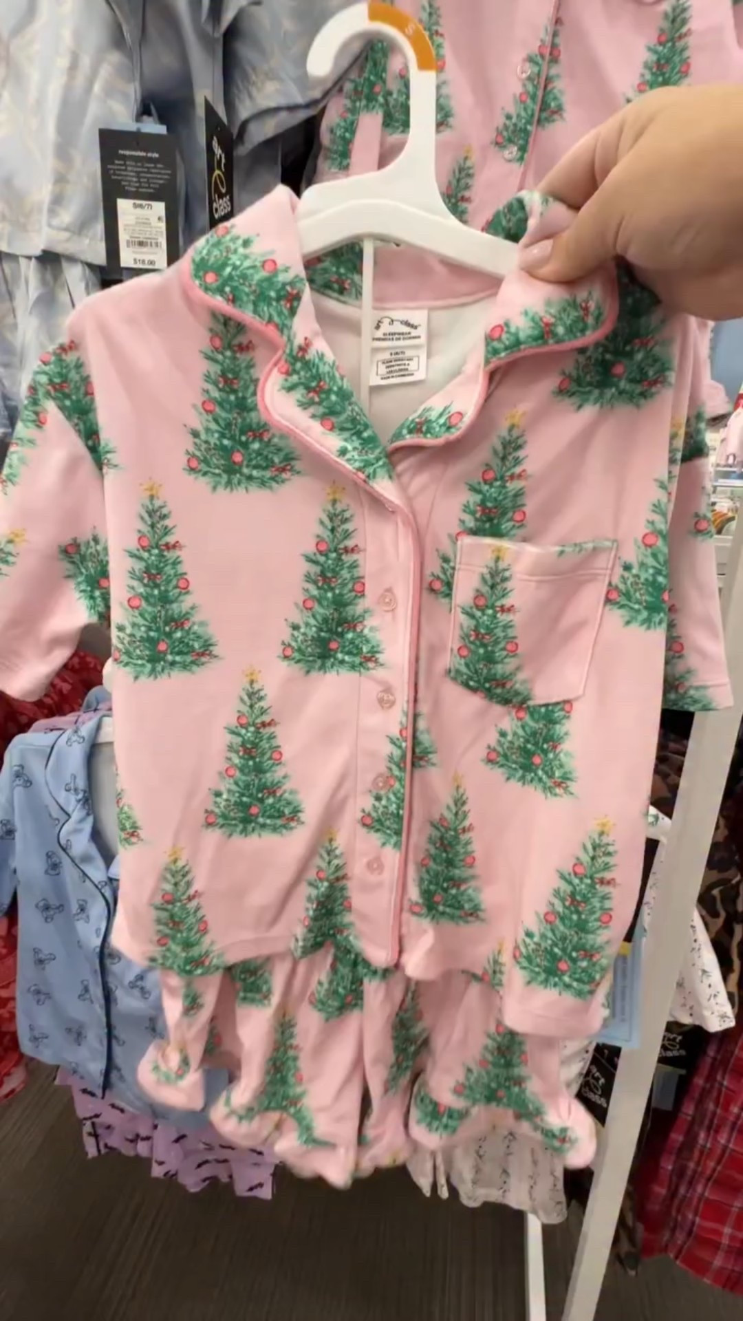 40% off of kids pjs?! This one is for today. So get your order in before midnight. 
These pink Christmas ones alone are adorable! 

#targetcircleweek #targetdeal #christmaspjs #houstontx #thewoodlandstx #disneymom #thewoodlandsmoms #sahm #wfhm #momlife #disneylife #targetfinds