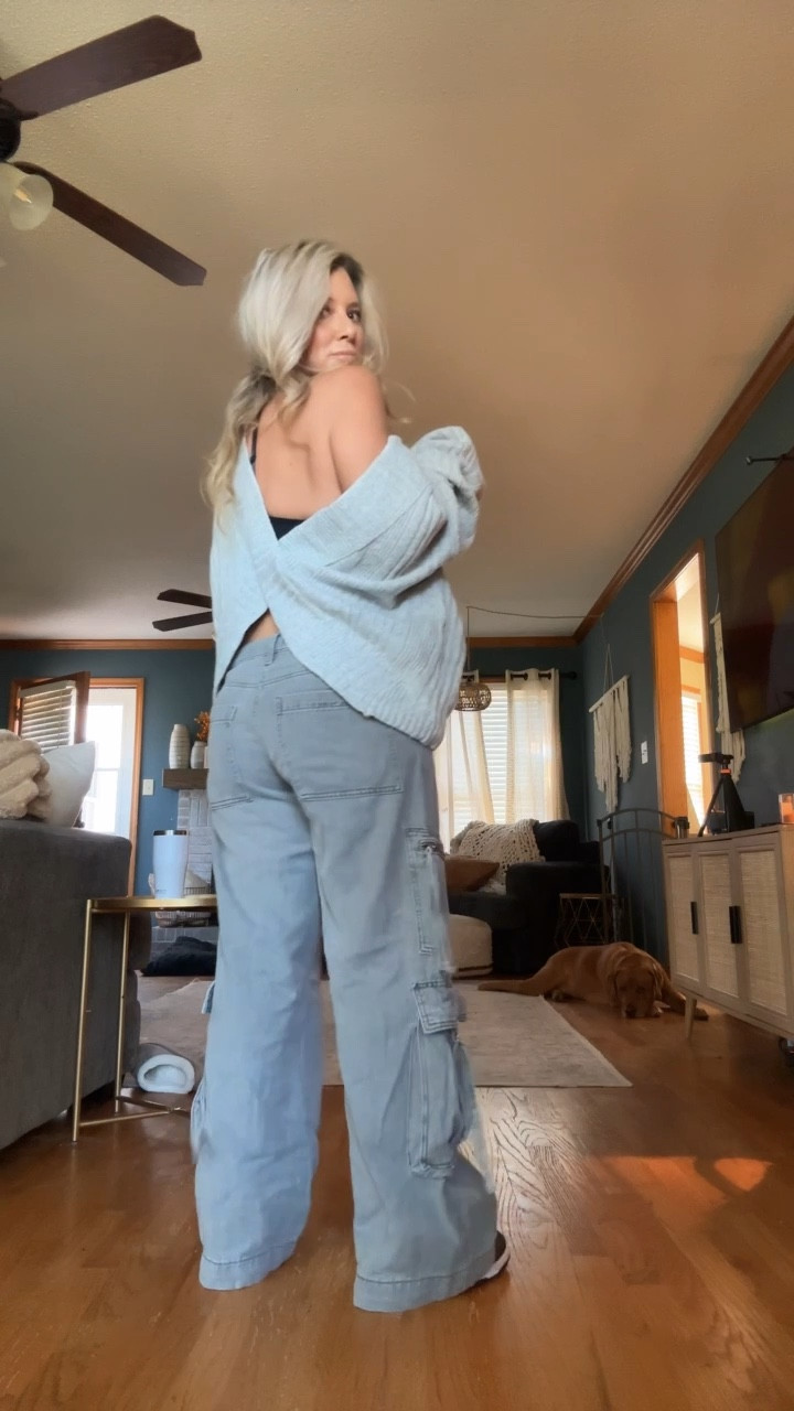 I love this sweater! Dress it up or down! And these cargos from Target are my fave!
Sweater: Size Large
Jeans: Size 10

#LTKFindsUnder50 #LTKStyleTip #LTKMidsize